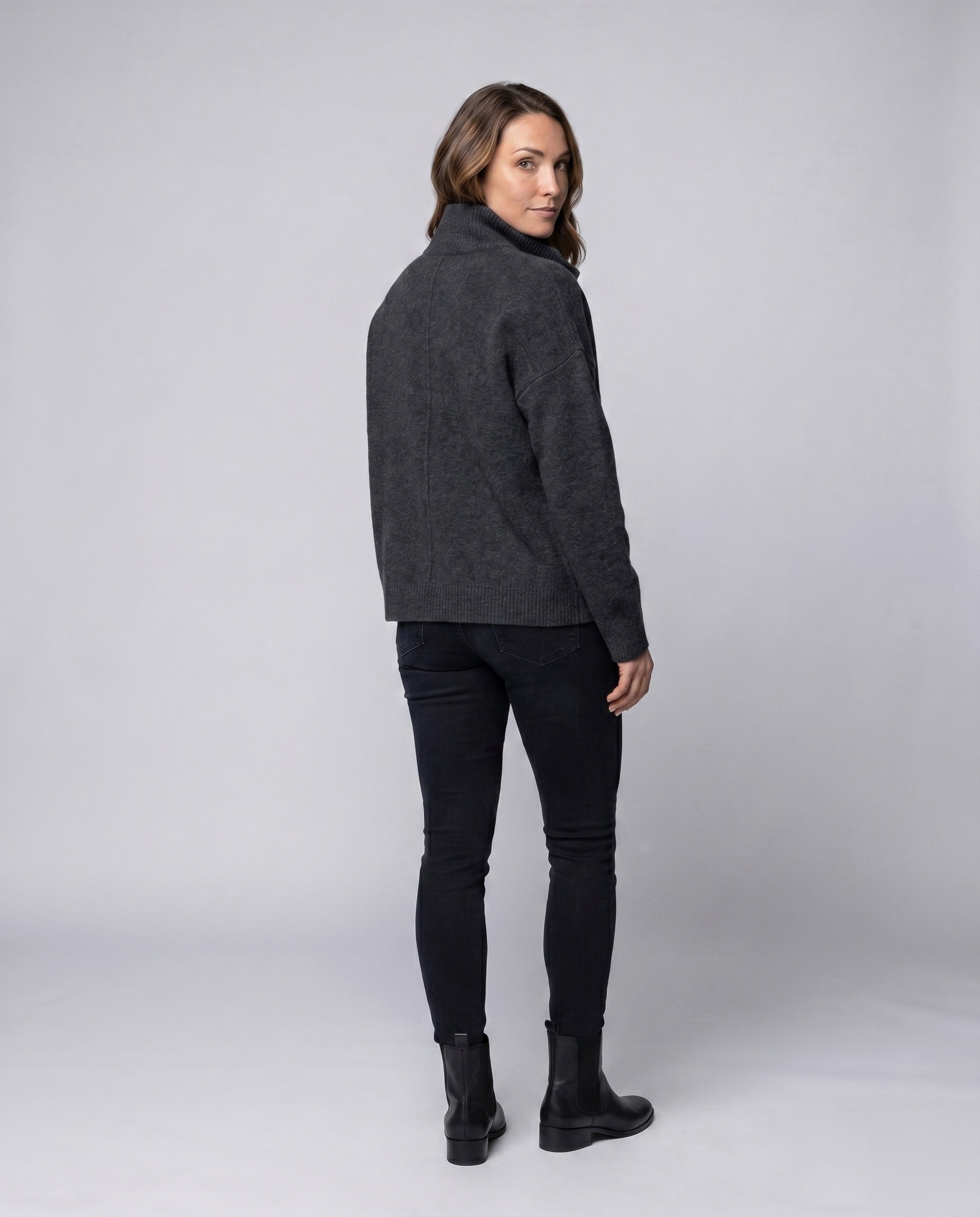 Product 15659649302858 - back_view