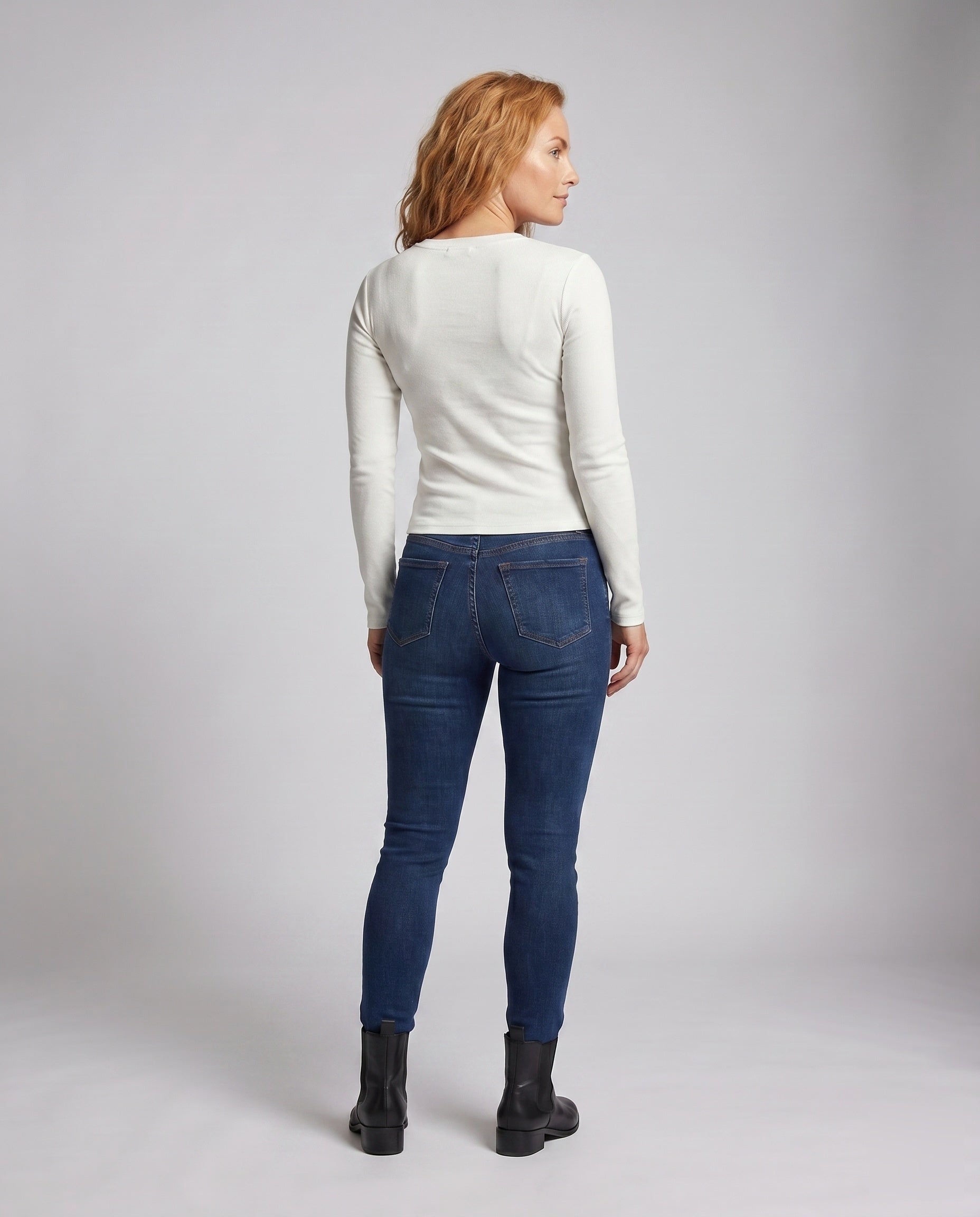 Product 15659650875722 - back_view