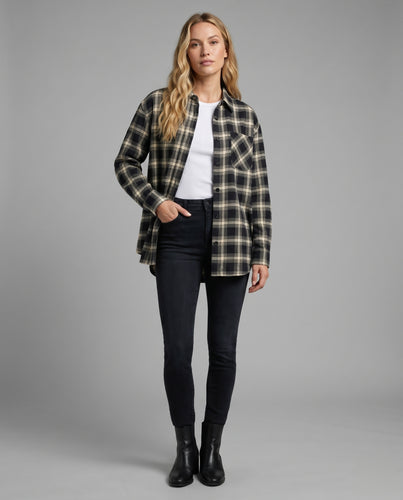 Damen nan legères kariertes Flanellhemd mit extra weitem Schnitt, aufgesetzter Brusttasche und verlängerter Rückenpartie R&B