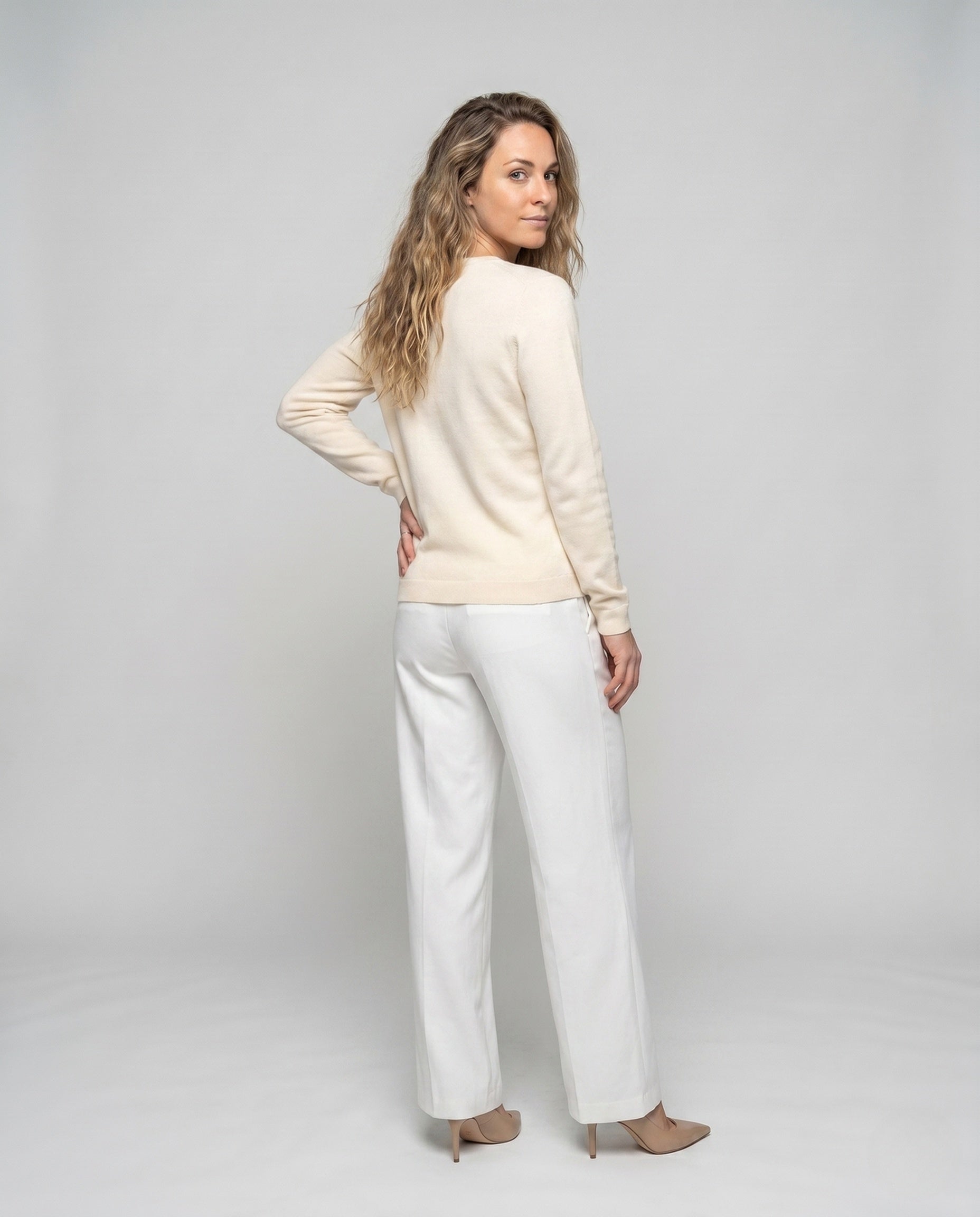 Product 15659655725386 - back_view