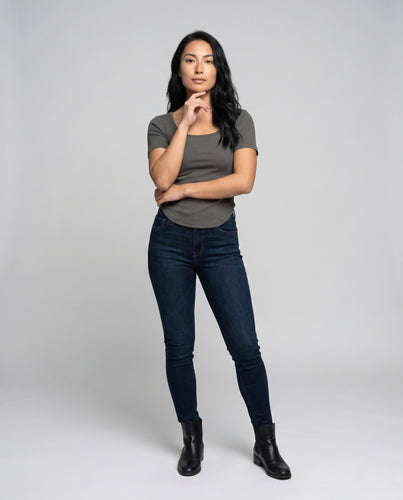 Damen nan leichtes Boxy-Kurzarmshirt mit breitem quadratischem Ausschnitt und abgerundetem Saum R&B