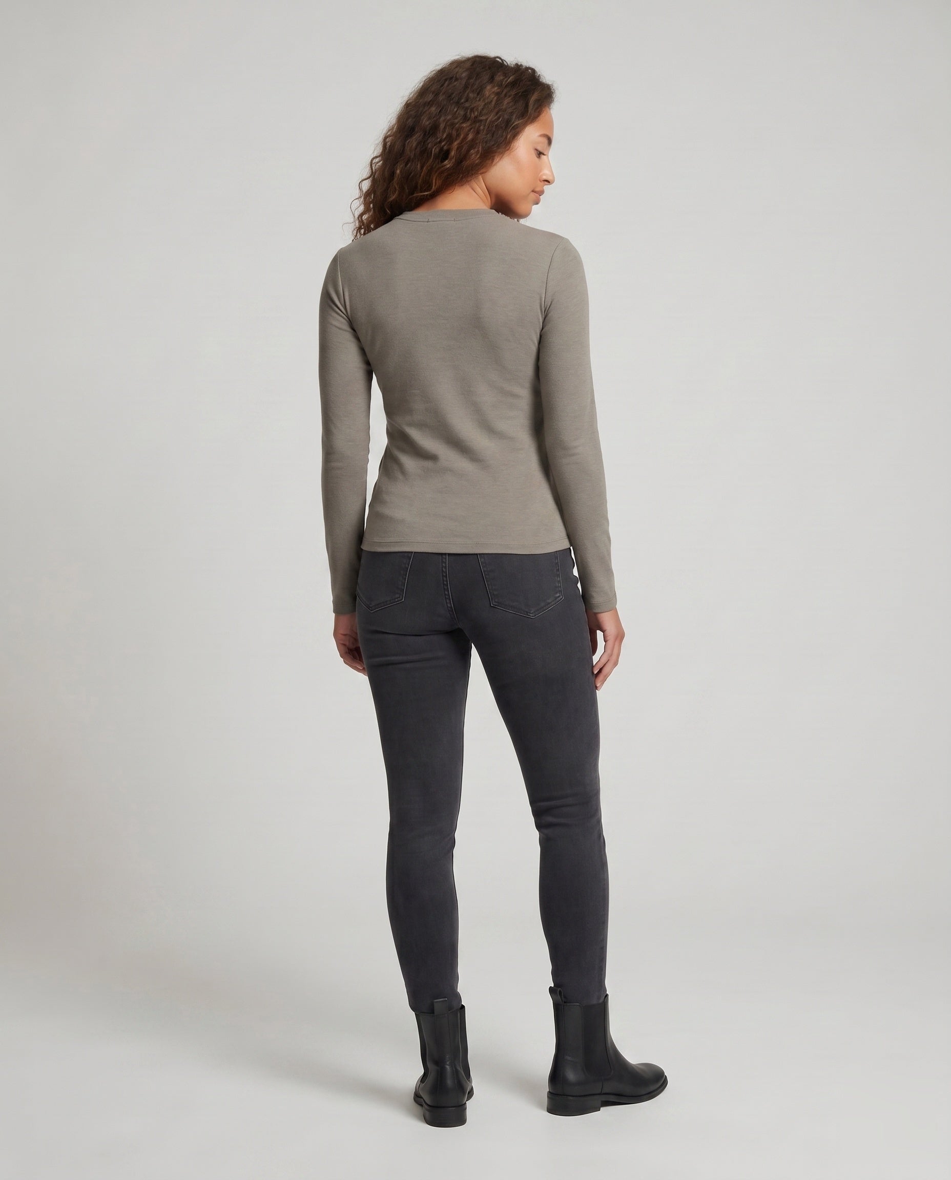 Product 15659657789770 - back_view