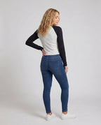 Product 15659660411210 - back_view