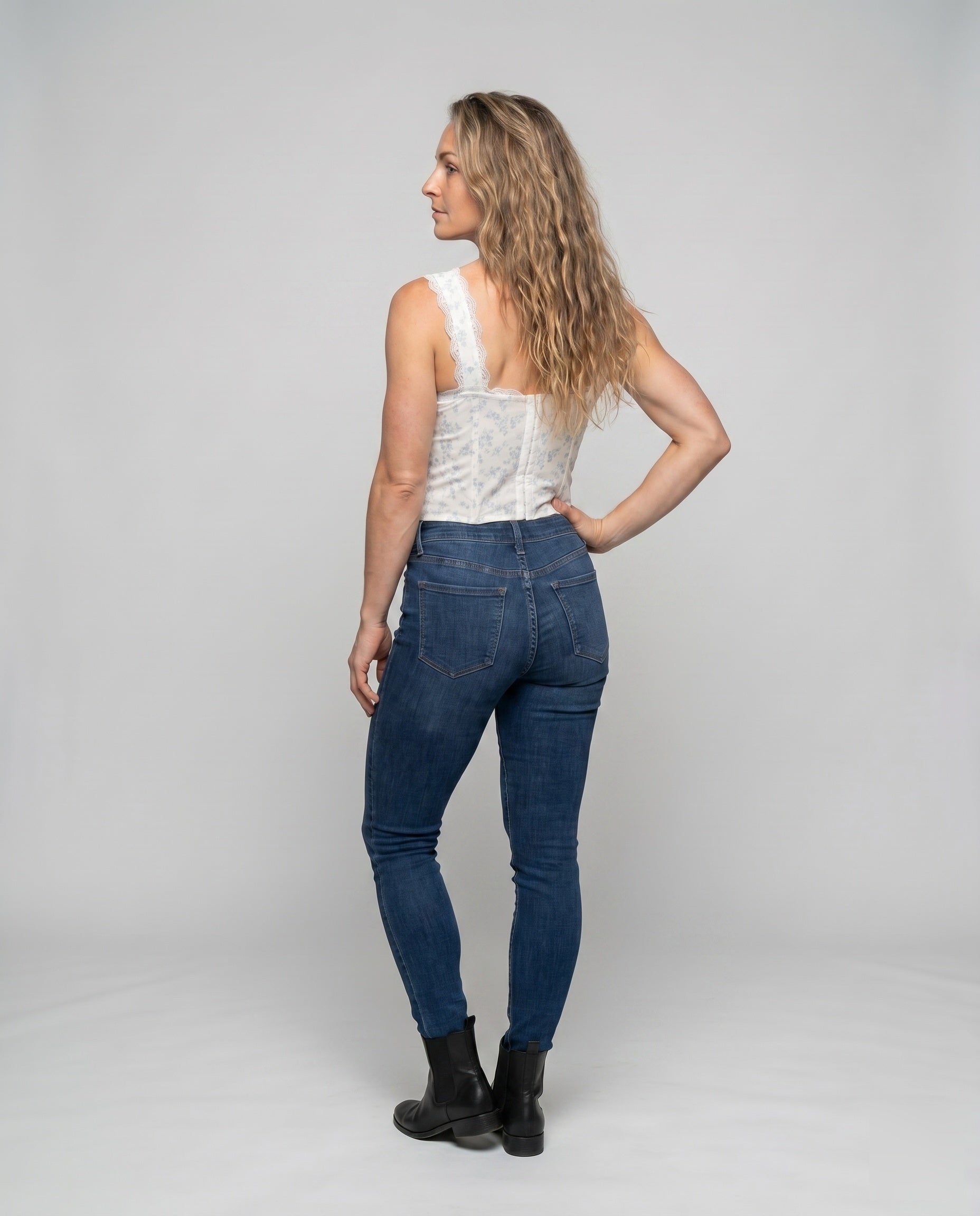 Product 15659660902730 - back_view