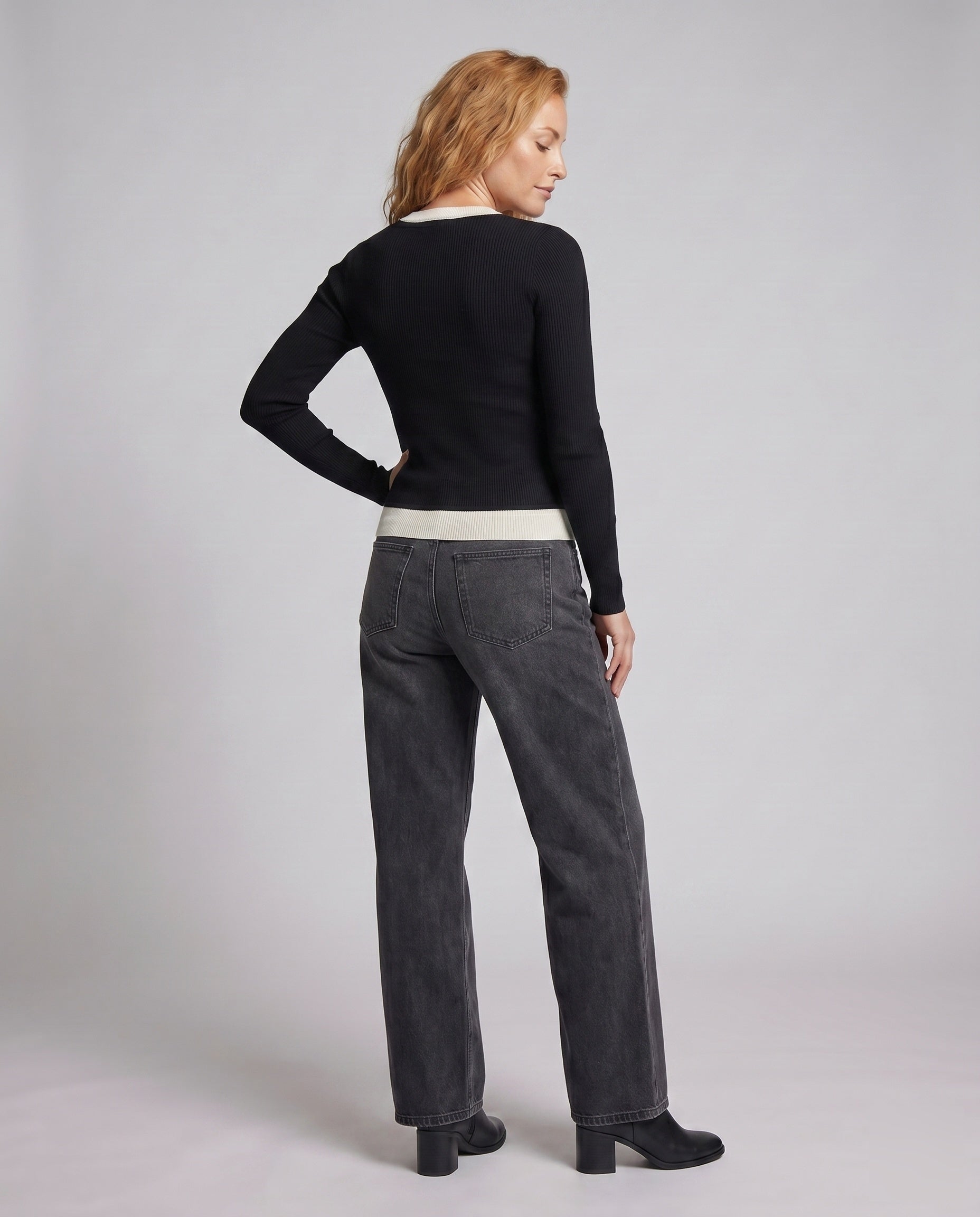 Product 15659662049610 - back_view