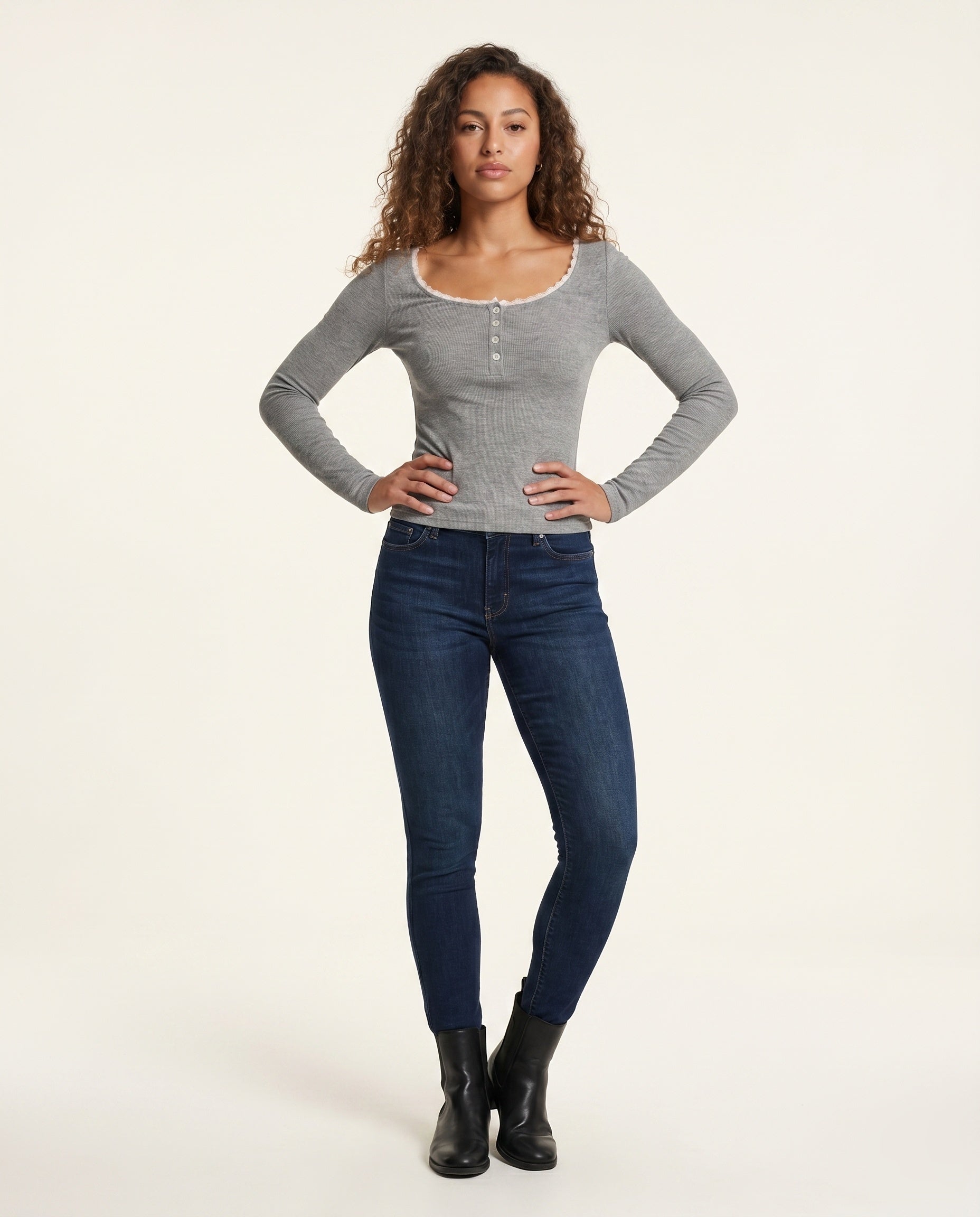 Product 15659662737738 - full_body_front
