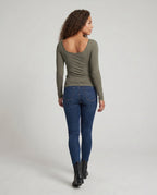 Product 15659663130954 - back_view