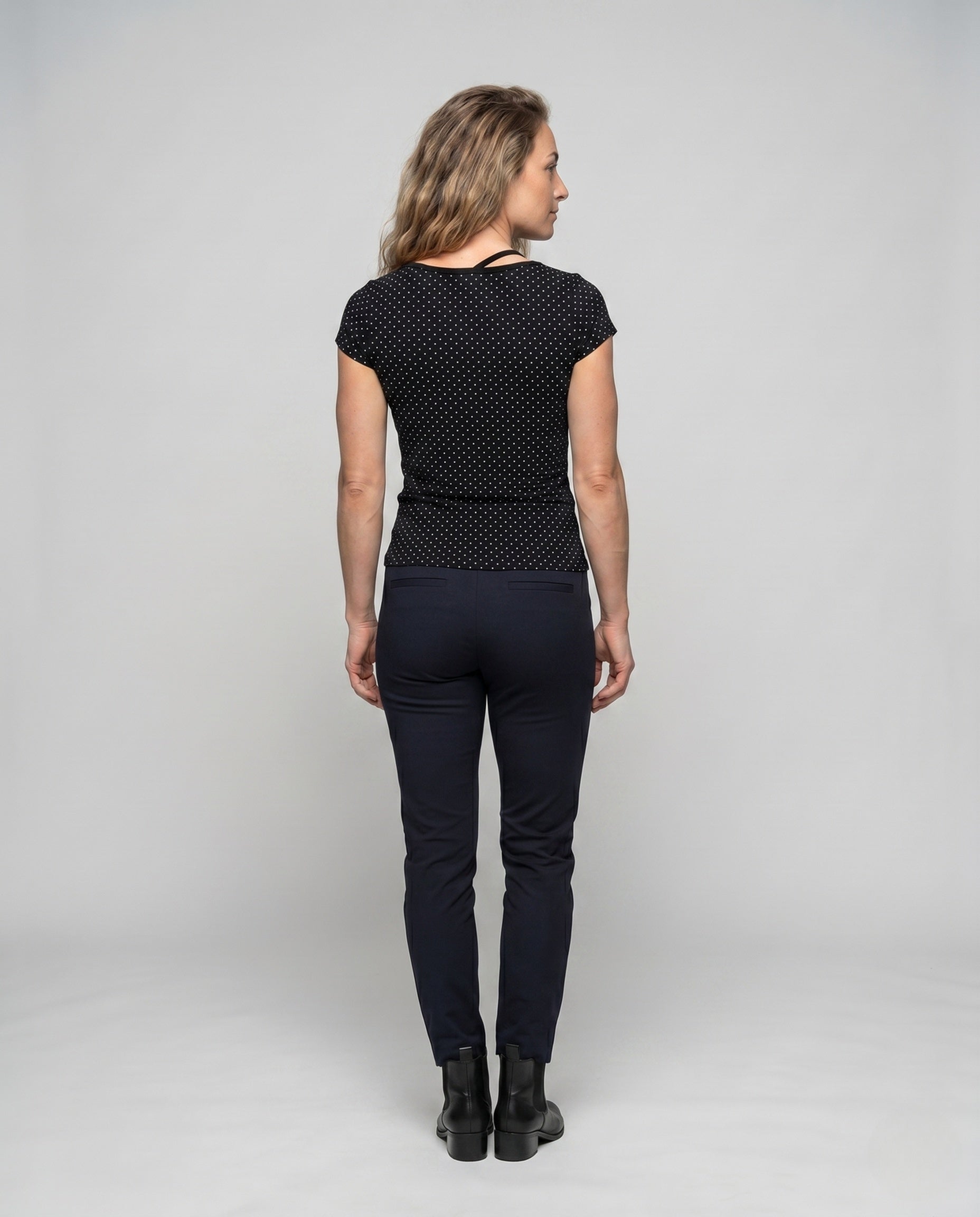 Product 15659663360330 - back_view