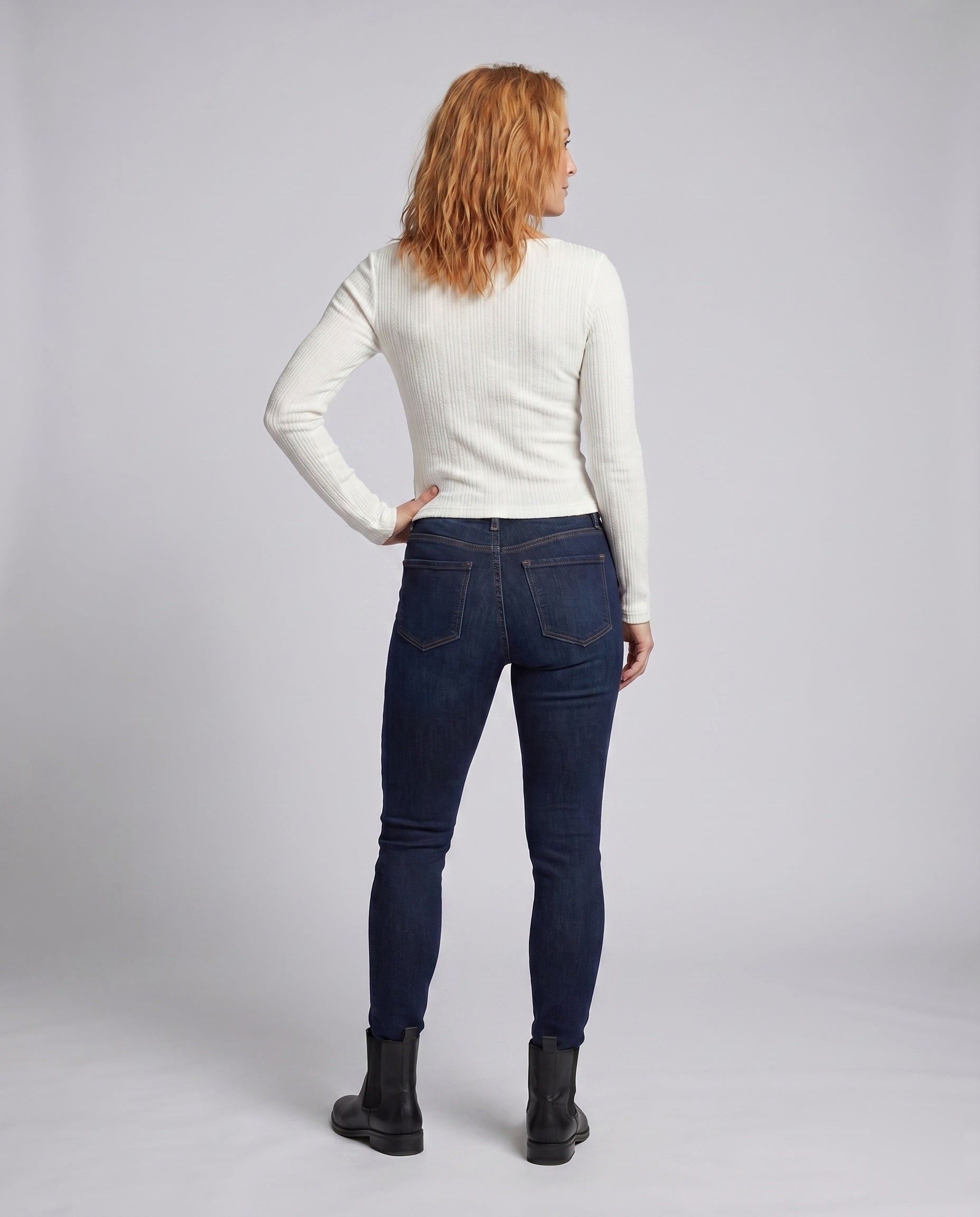 Product 15659663425866 - back_view