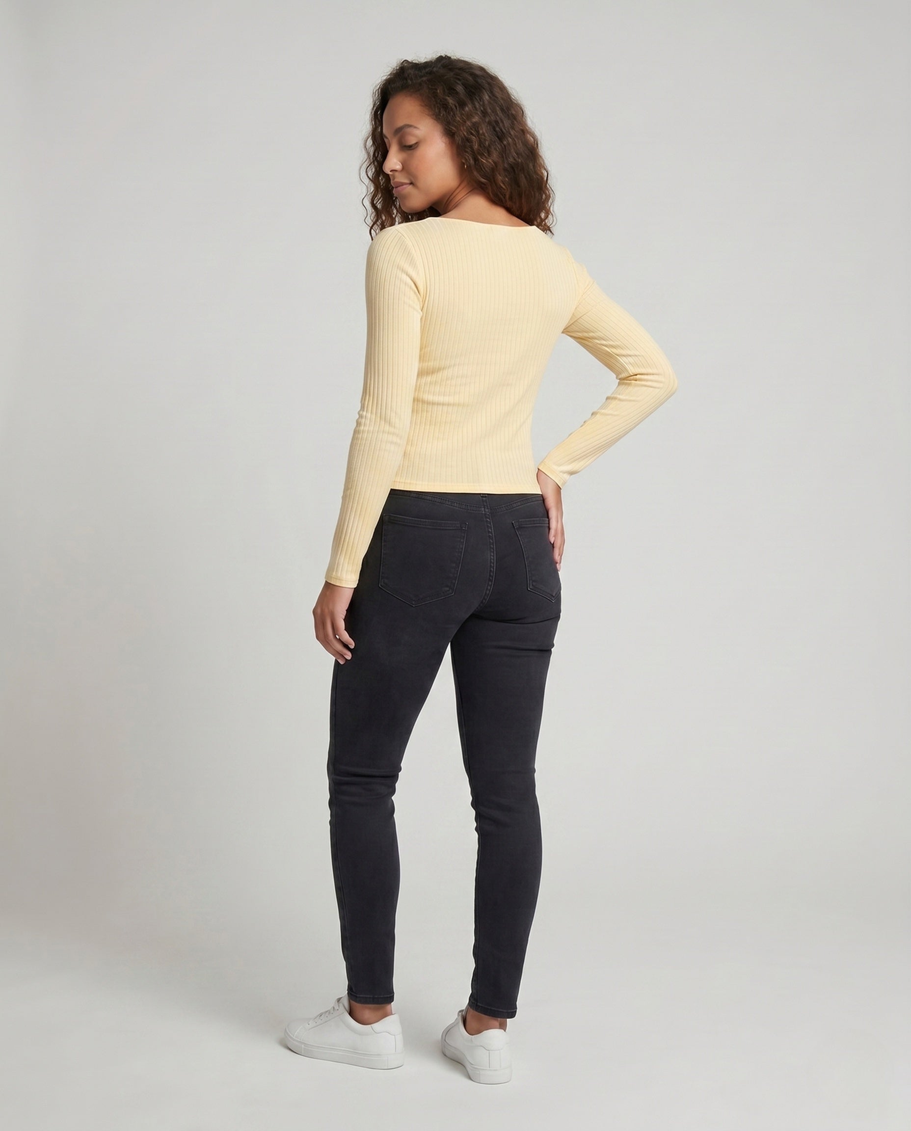 Product 15659663753546 - back_view