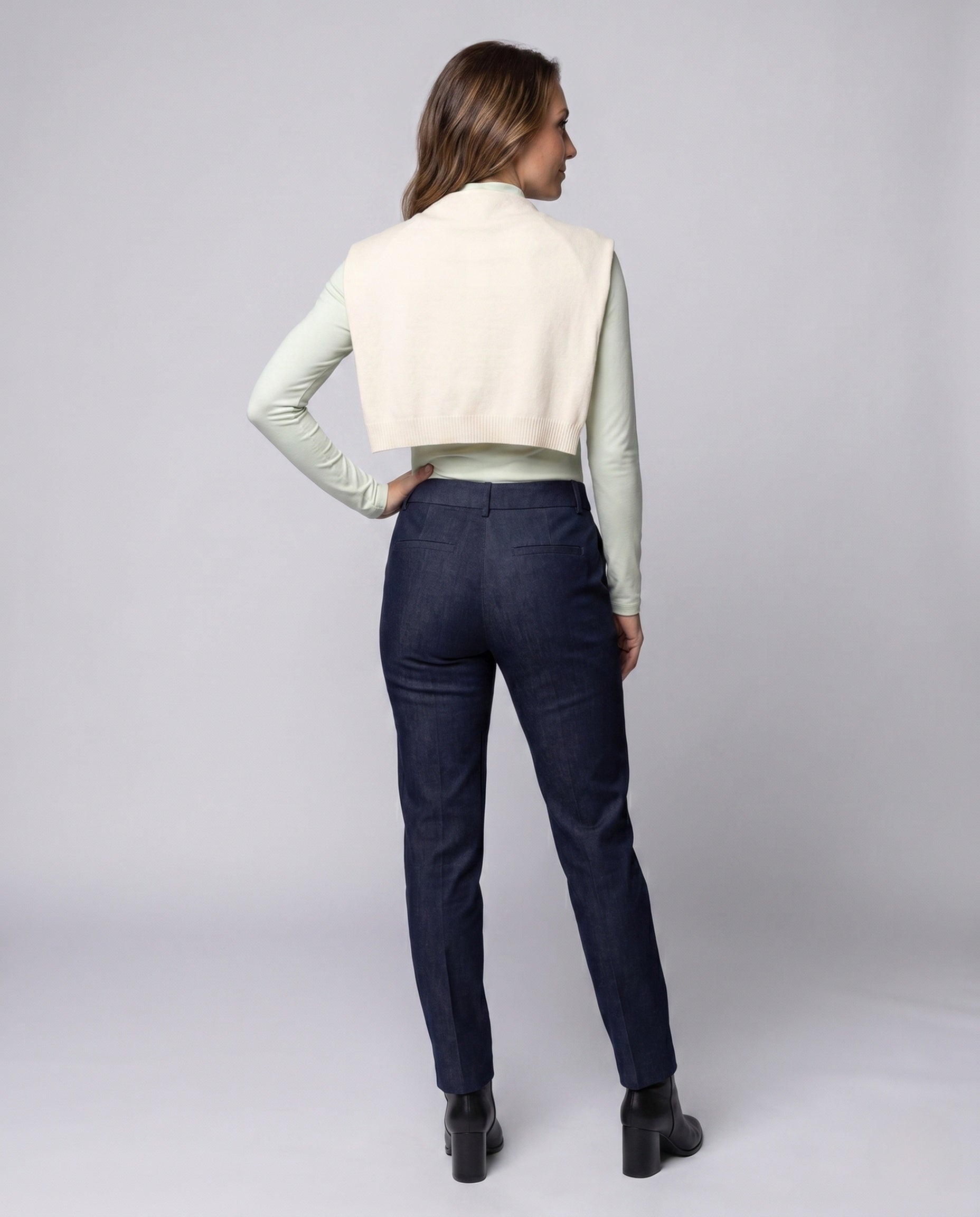 Product 15659664015690 - back_view