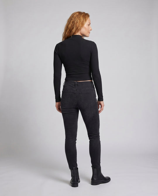 Product 15659664146762 - back_view