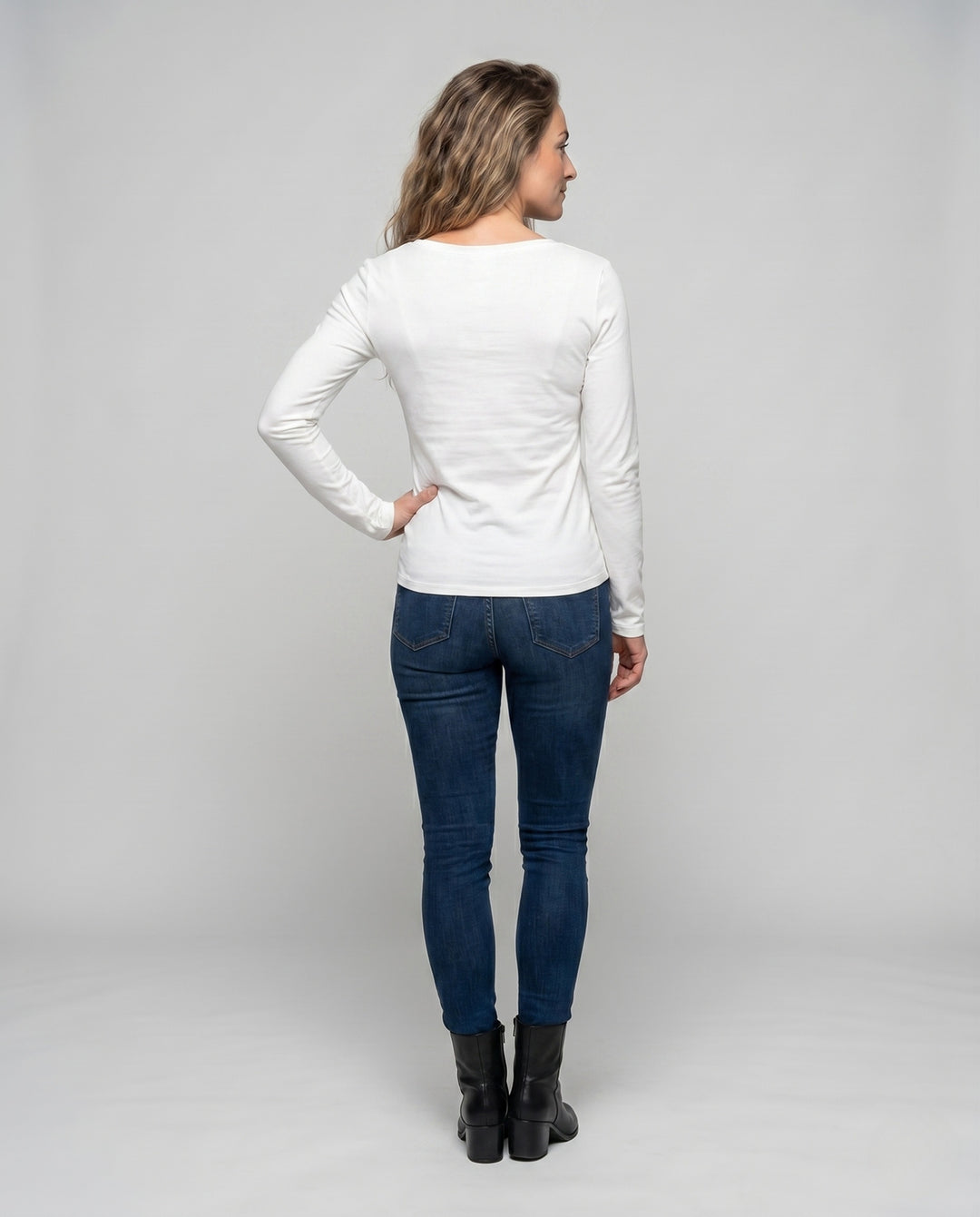 Product 15659665359178 - back_view