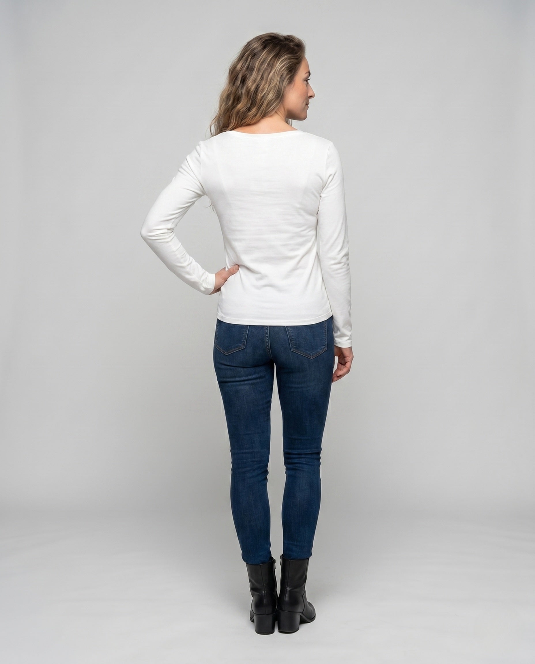Product 15659665359178 - back_view