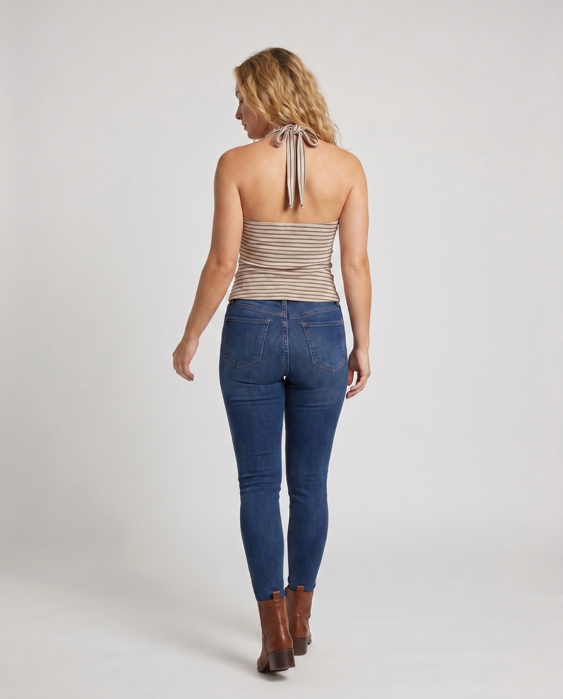 Product 15659665555786 - back_view