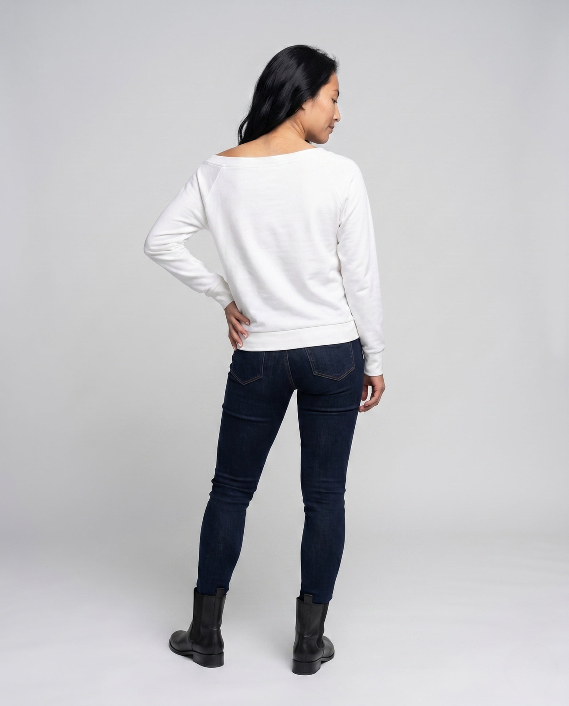 Product 15659668242762 - back_view