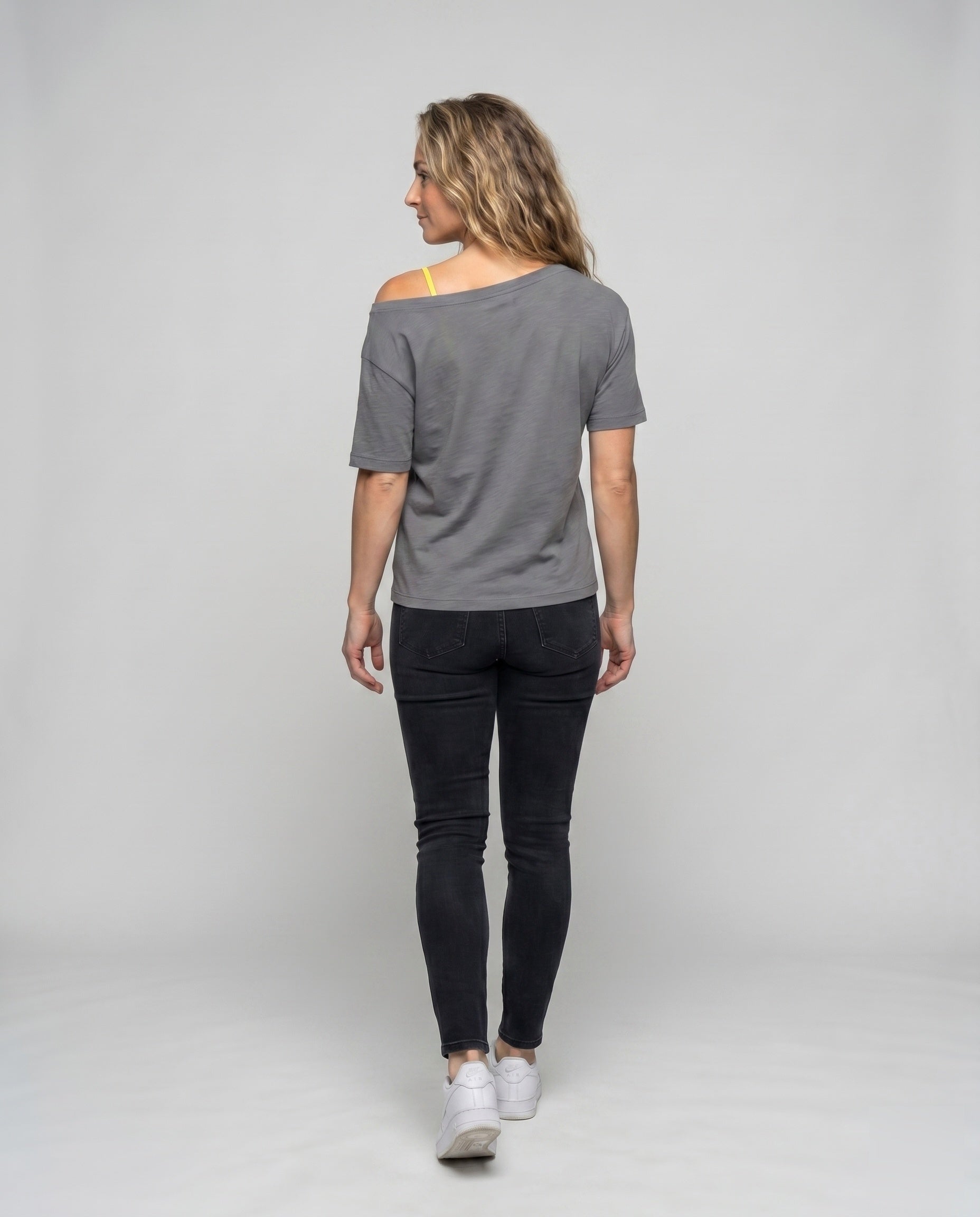 Product 15659668308298 - back_view