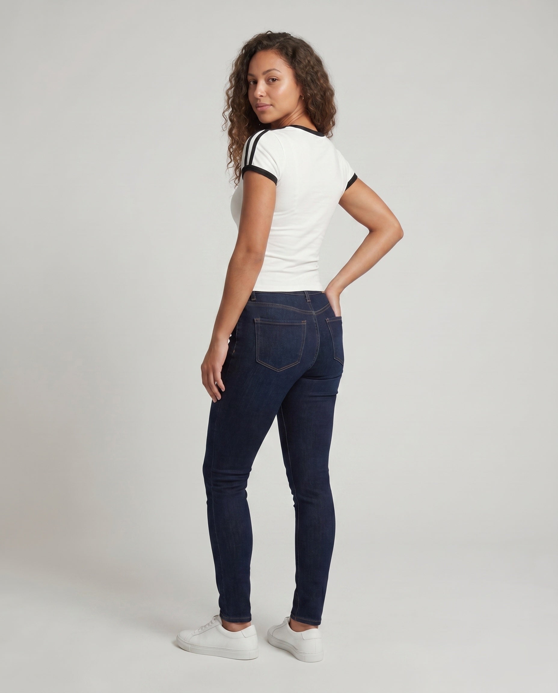 Product 15659668865354 - back_view