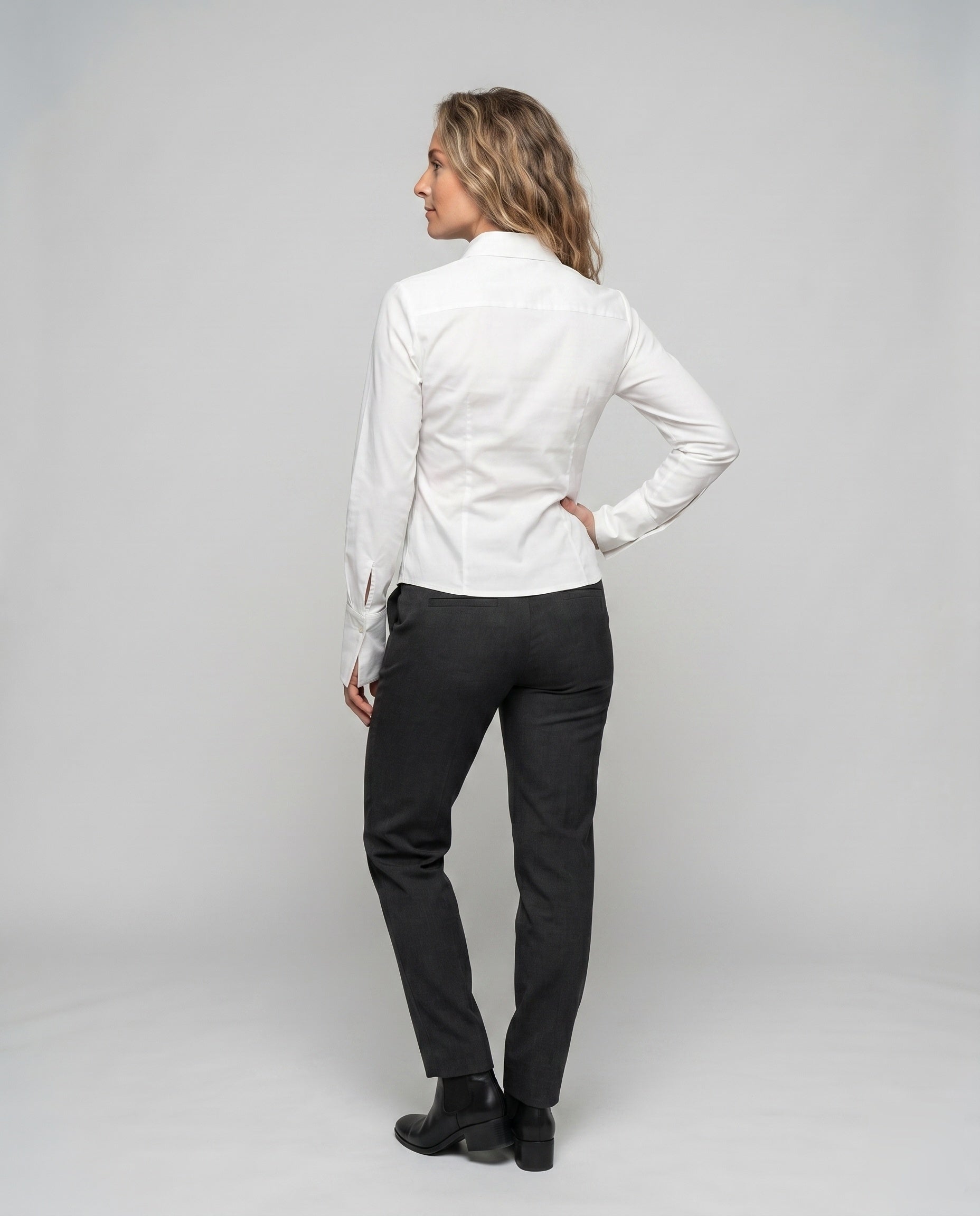 Product 15659670372682 - back_view