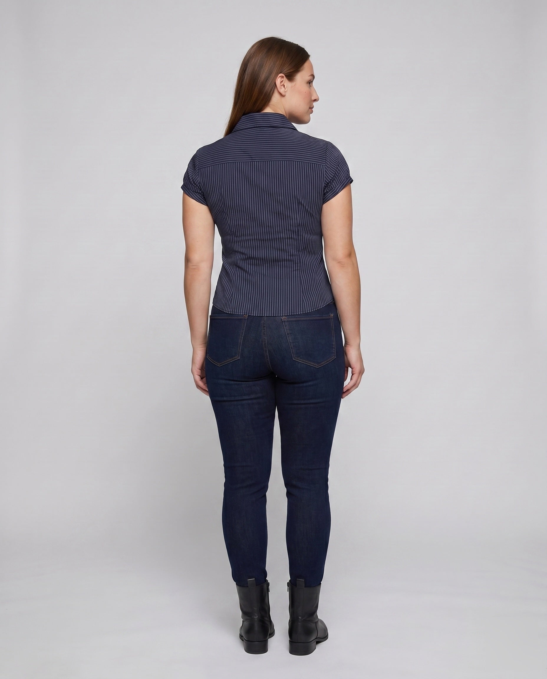 Product 15659670831434 - back_view