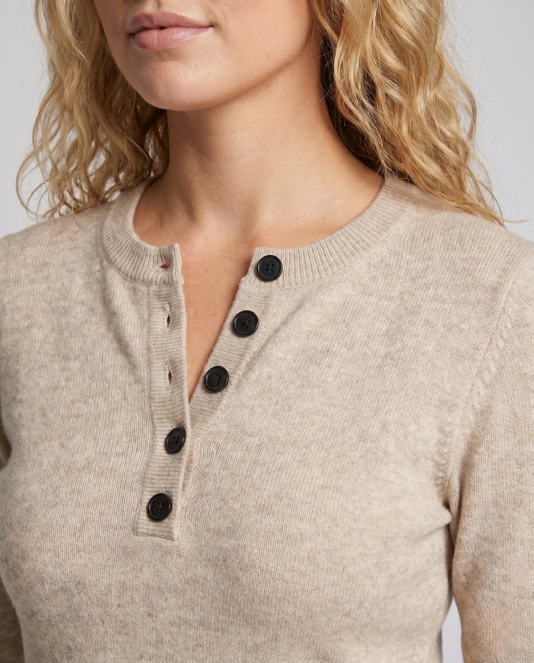Product 15659671814474 - close_up_detail
