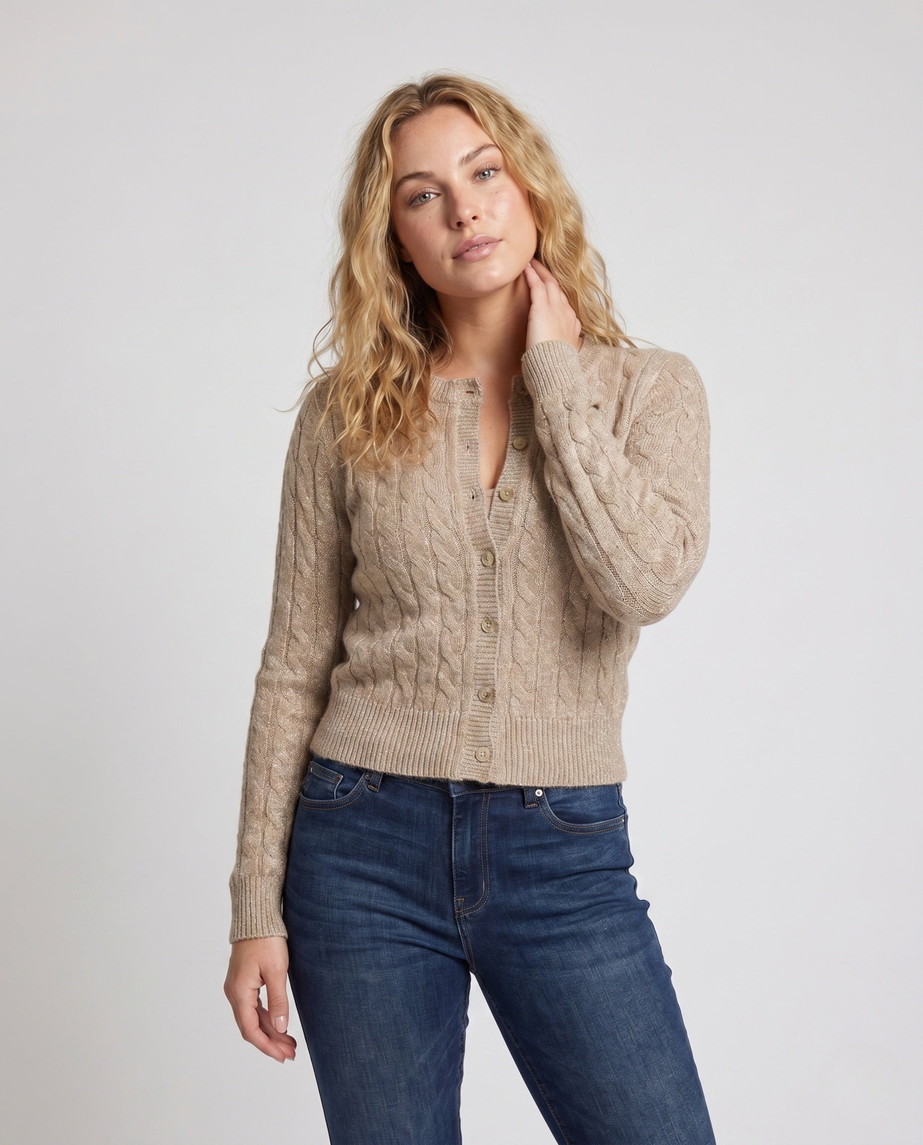 Product 15659672502602 - upper_body