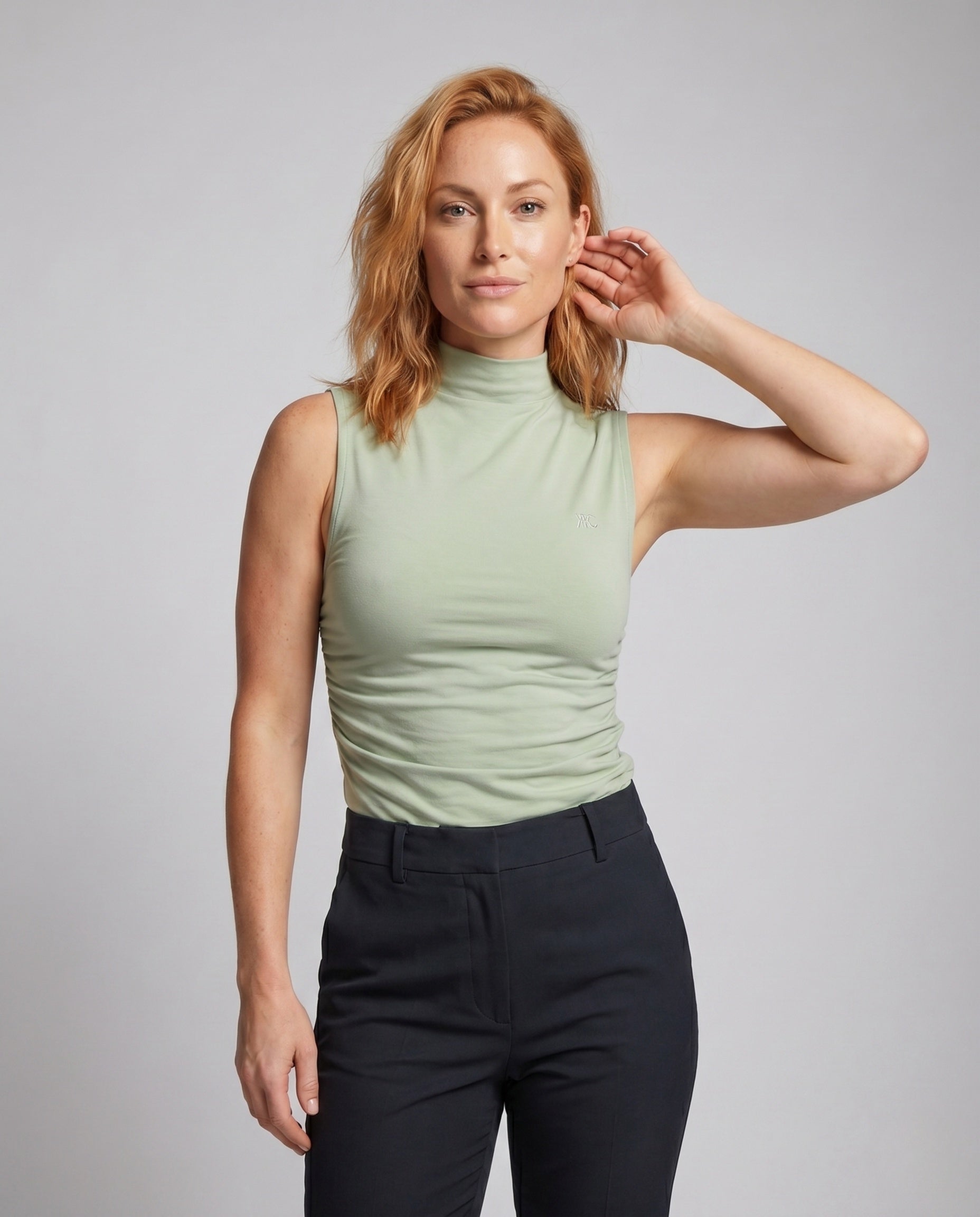 Product 15659672699210 - upper_body