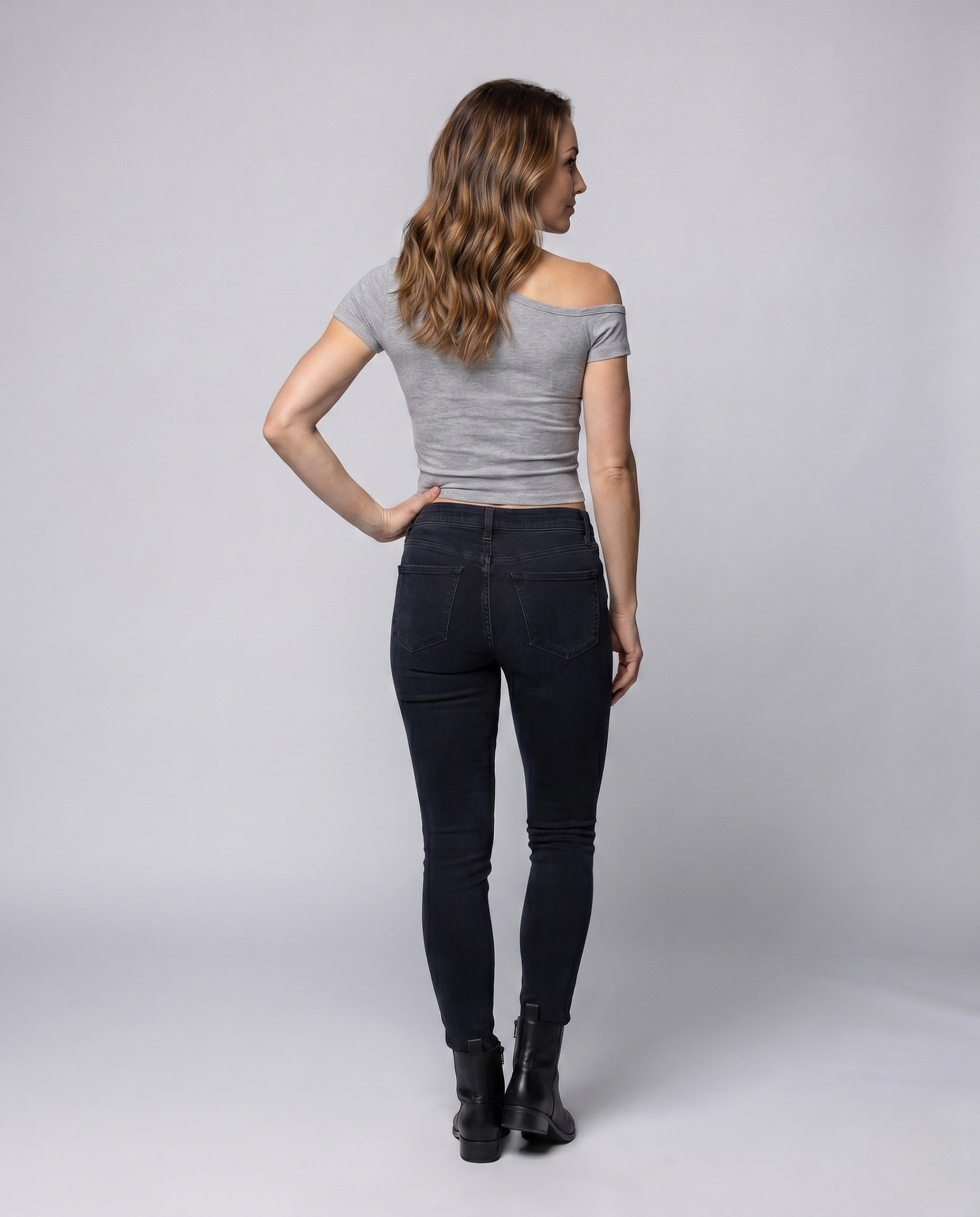 Product 15659672830282 - back_view
