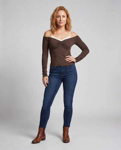 Damen nan tailliertes Baumwollmix-Langarmshirt mit gerafftem V‑Dekolleté, Off-Shoulder-Effekt und Daumenöffnungen R&B