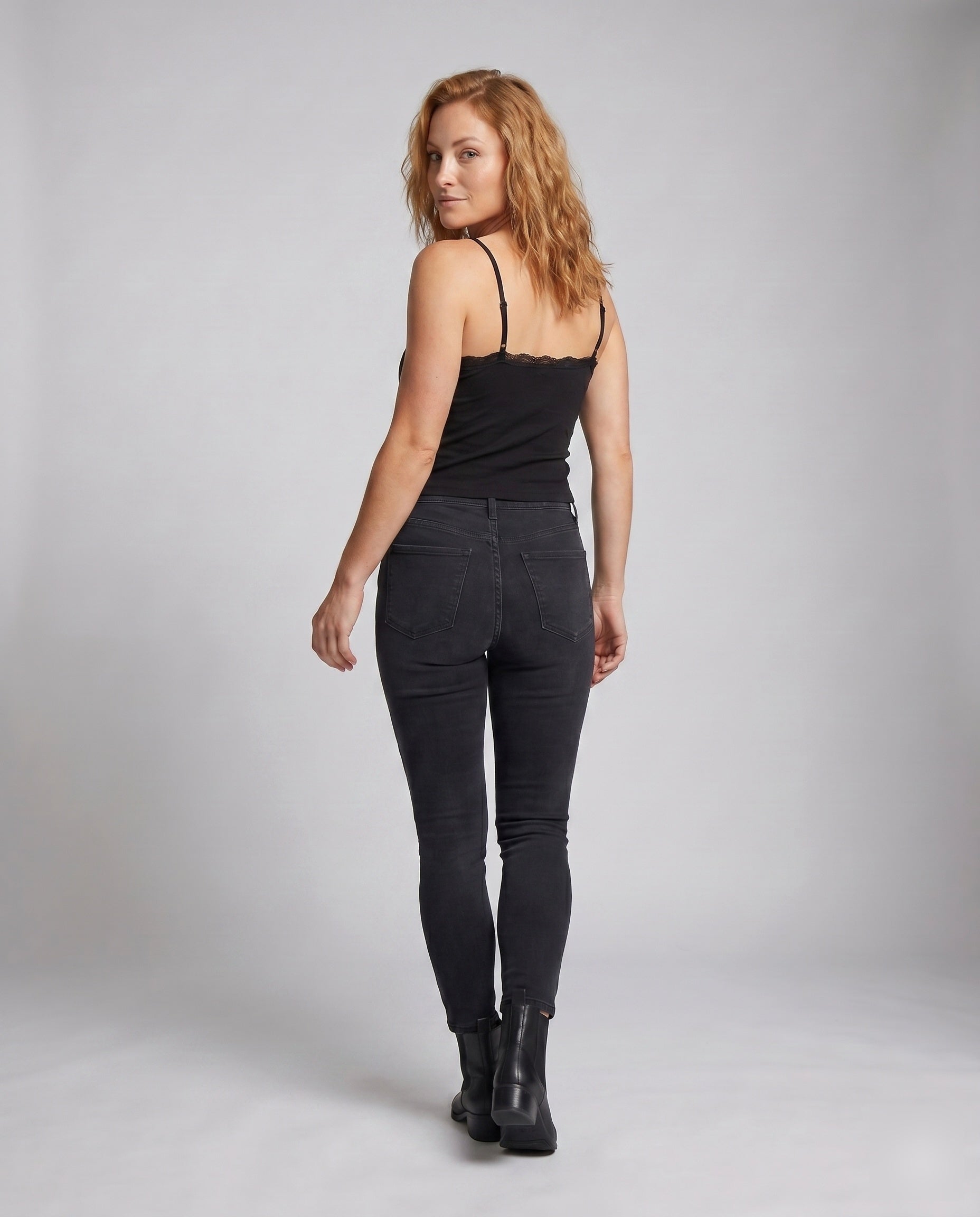 Product 15659673452874 - back_view