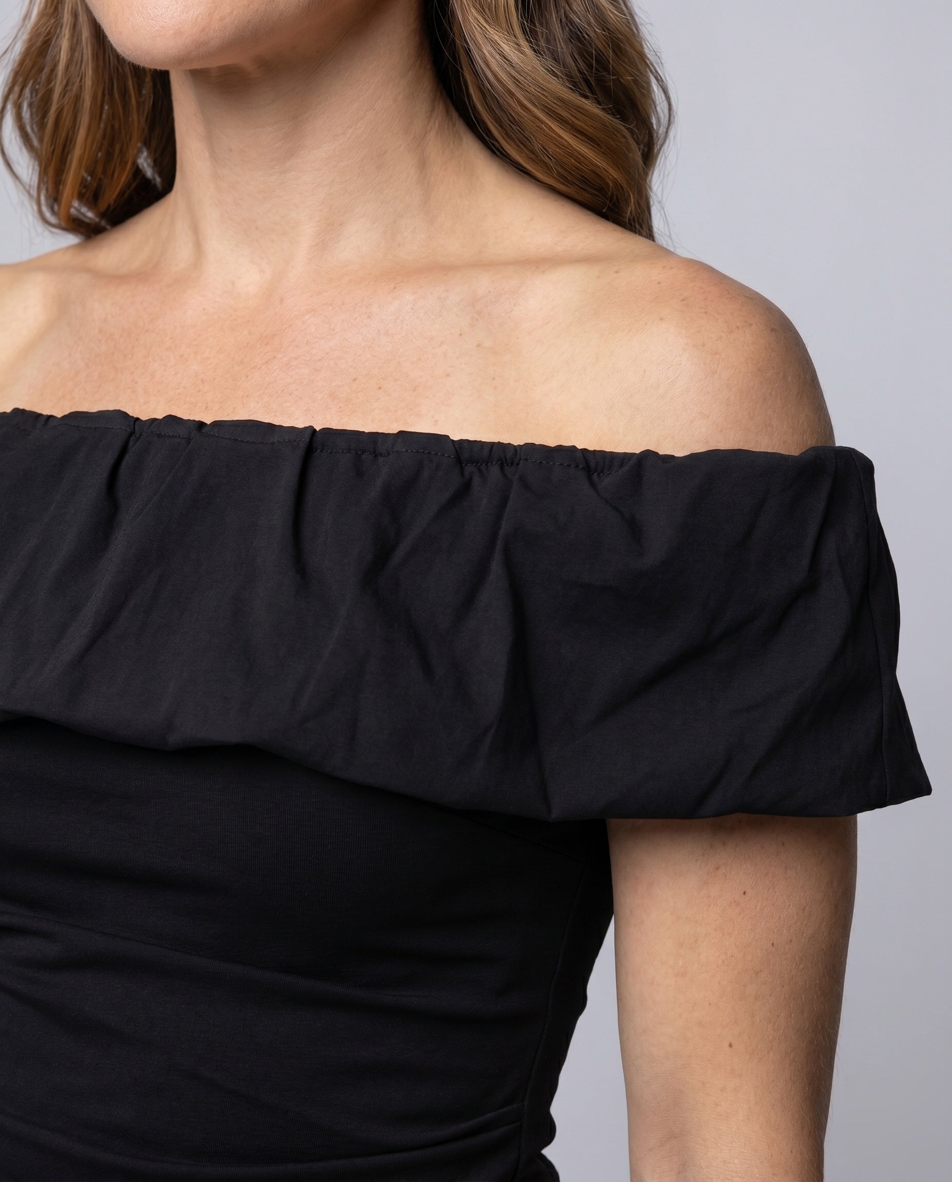Product 15659673485642 - close_up_detail