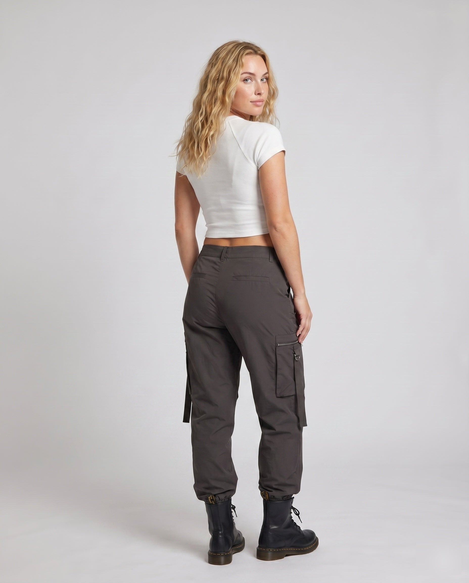 Product 15659673518410 - back_view
