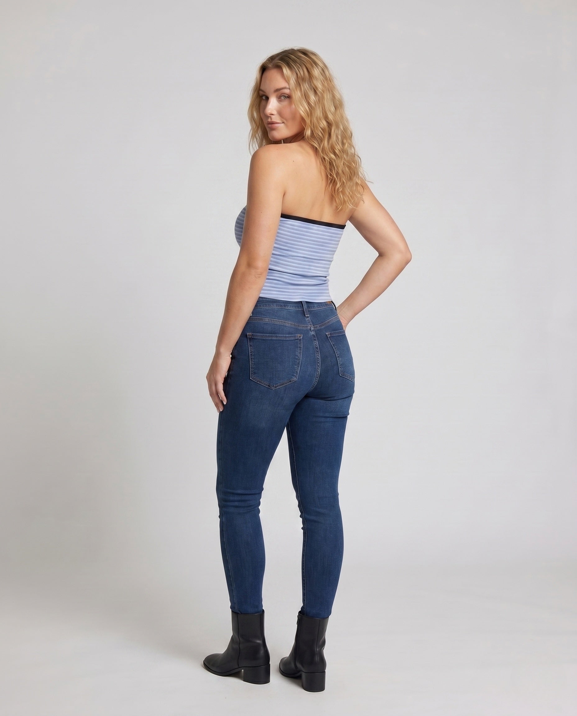 Product 15659675058506 - back_view