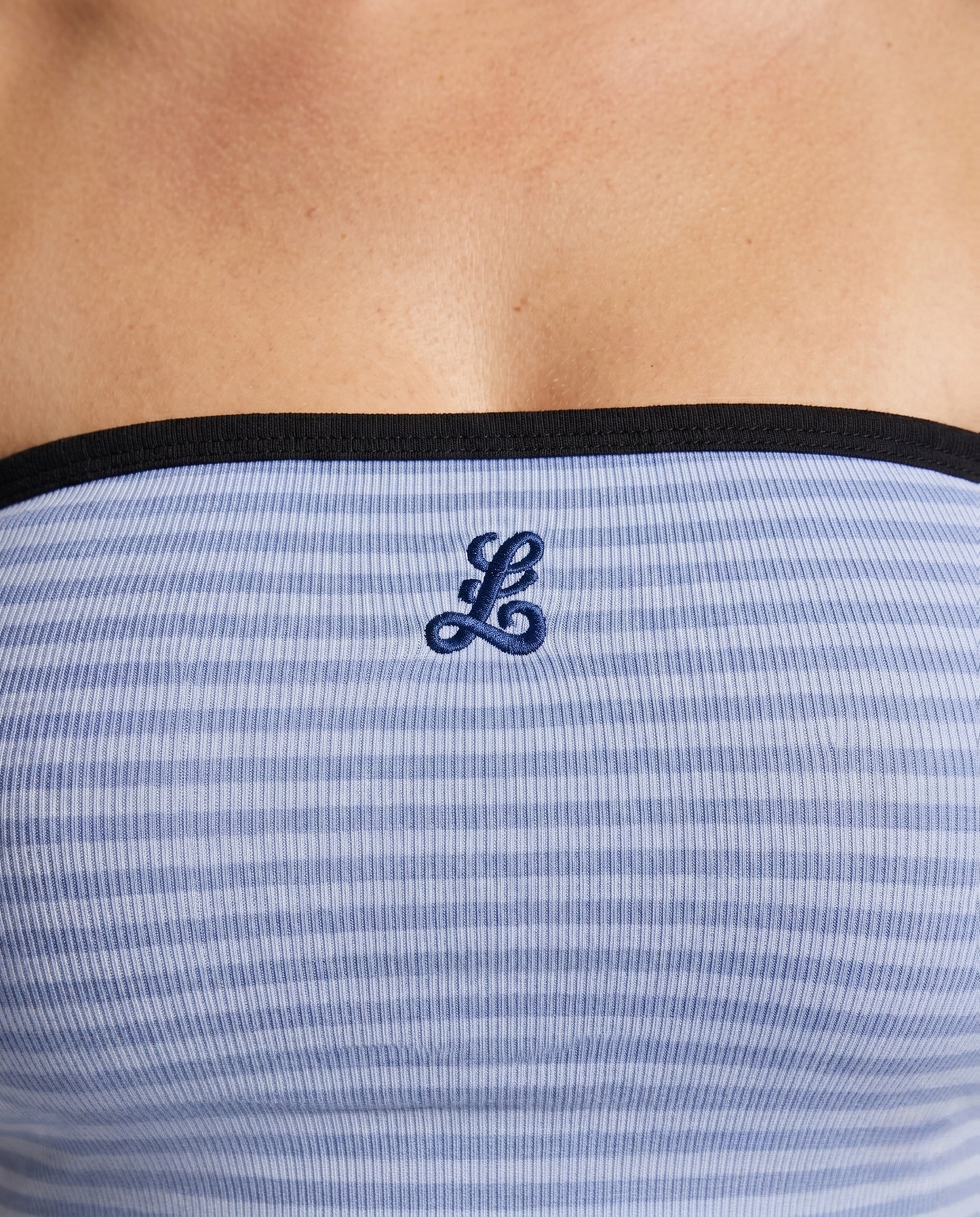 Product 15659675058506 - close_up_detail