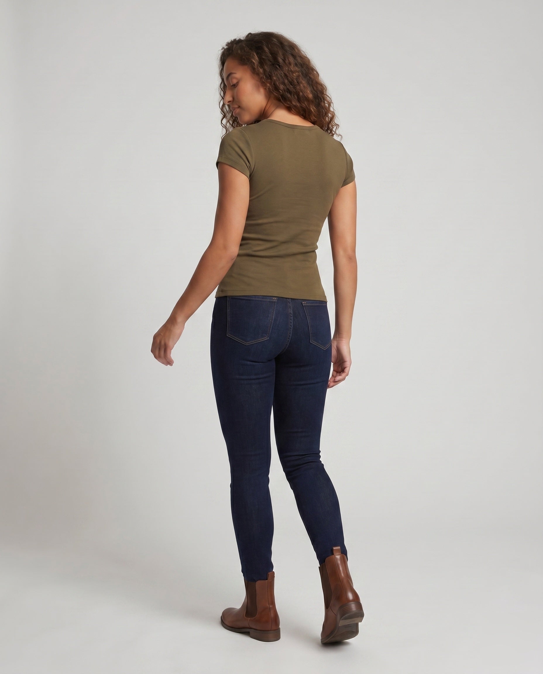 Product 15659676238154 - back_view