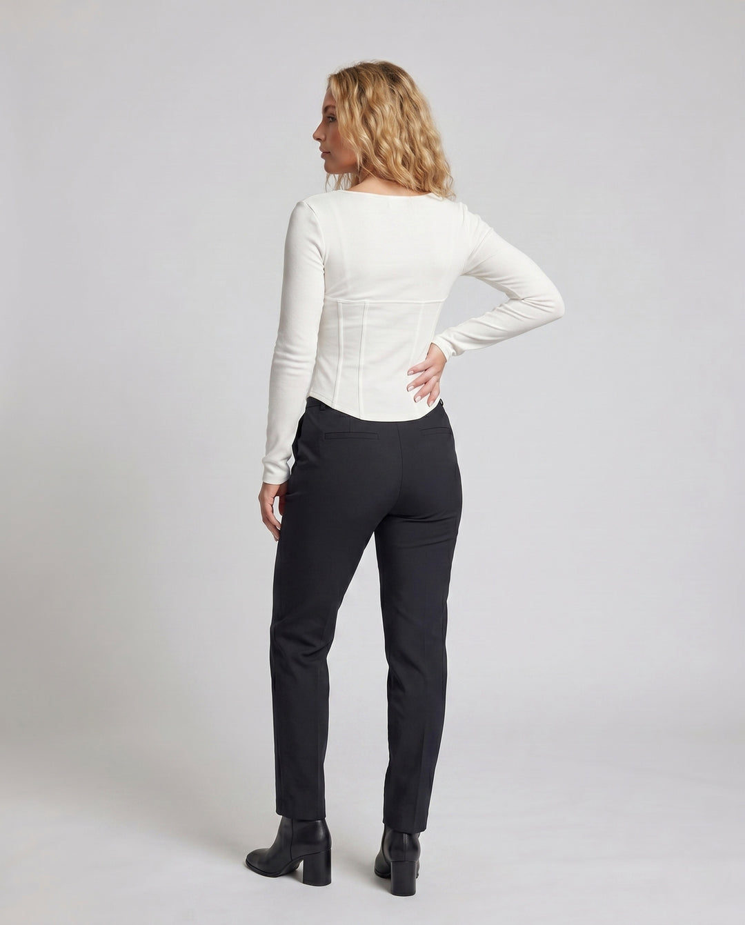 Product 15659678761290 - back_view
