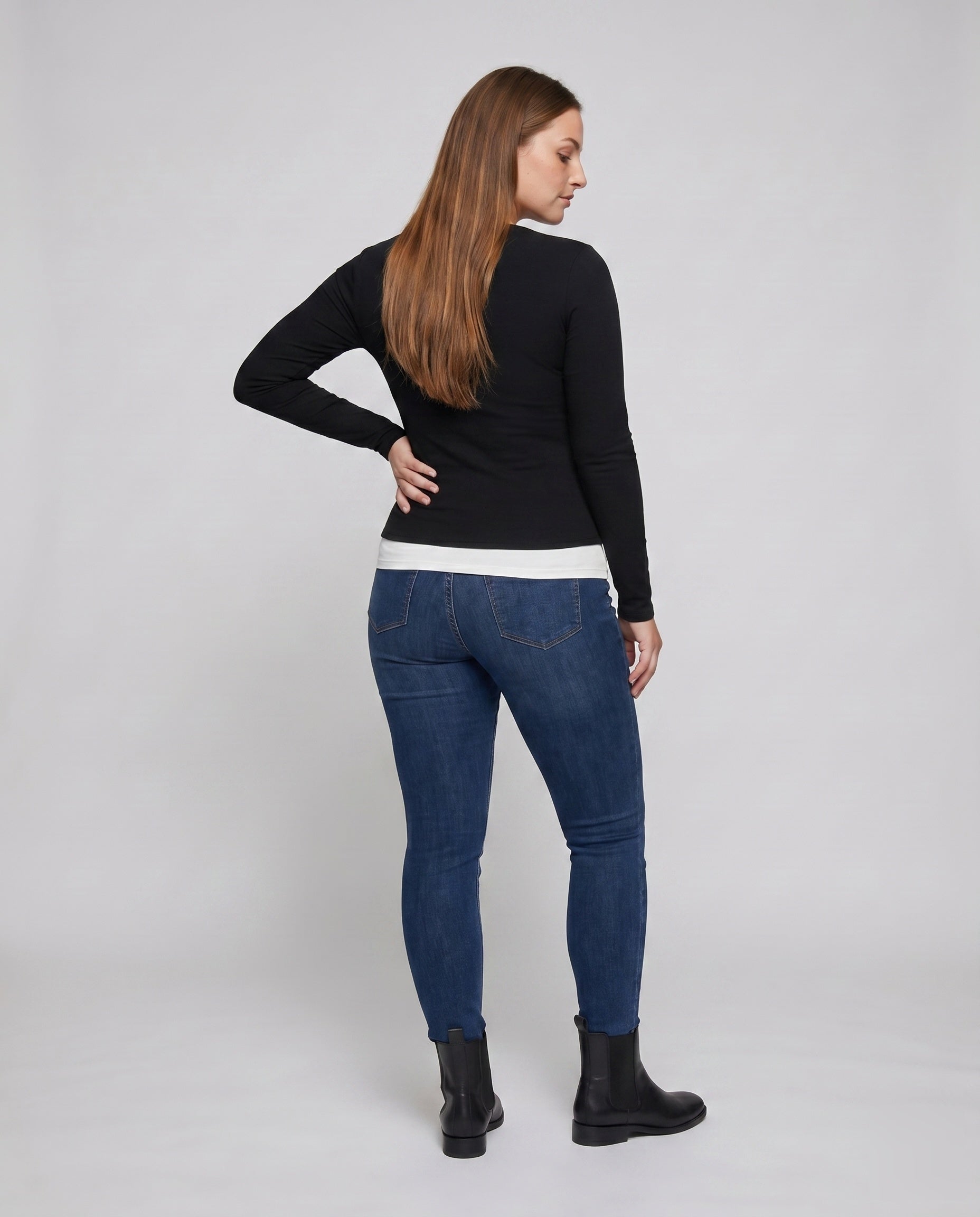 Product 15659679252810 - back_view