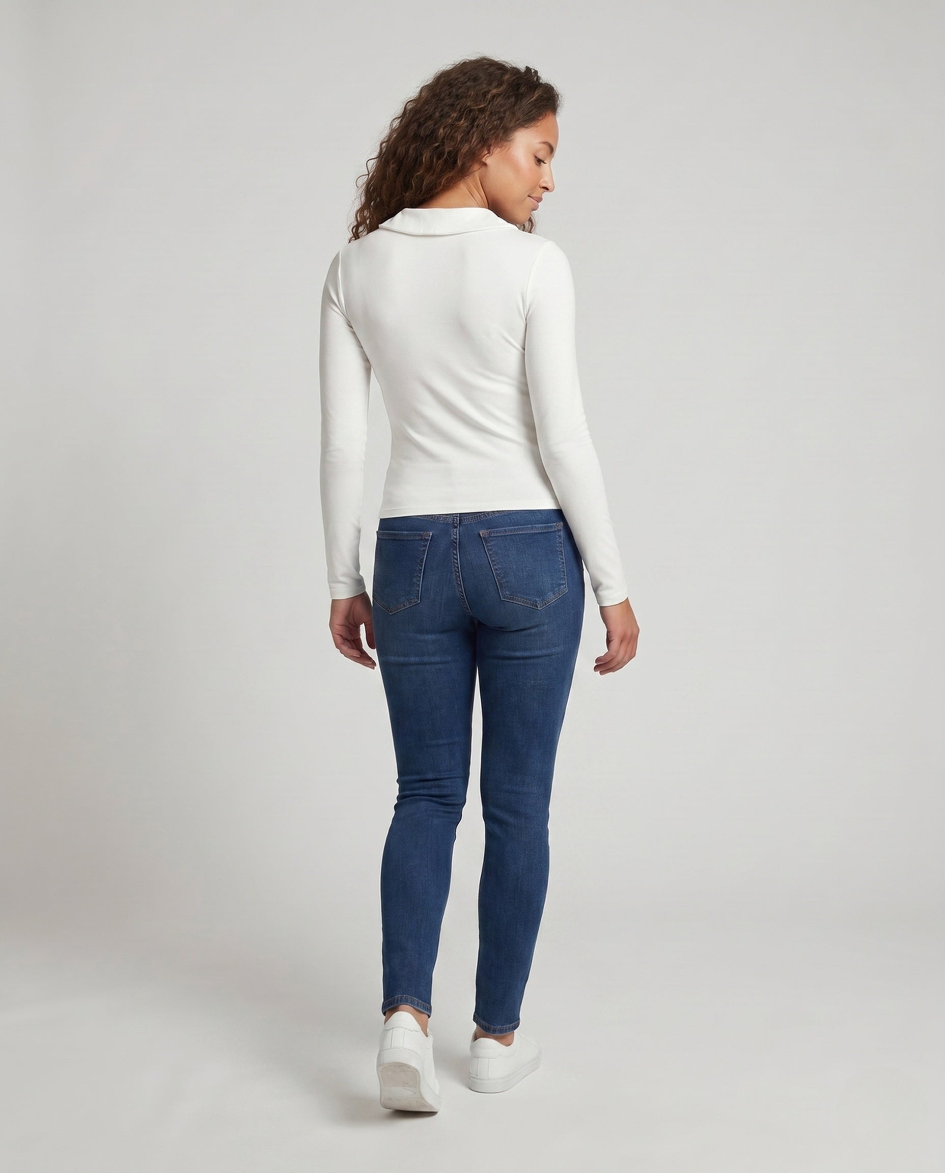 Product 15659679351114 - back_view