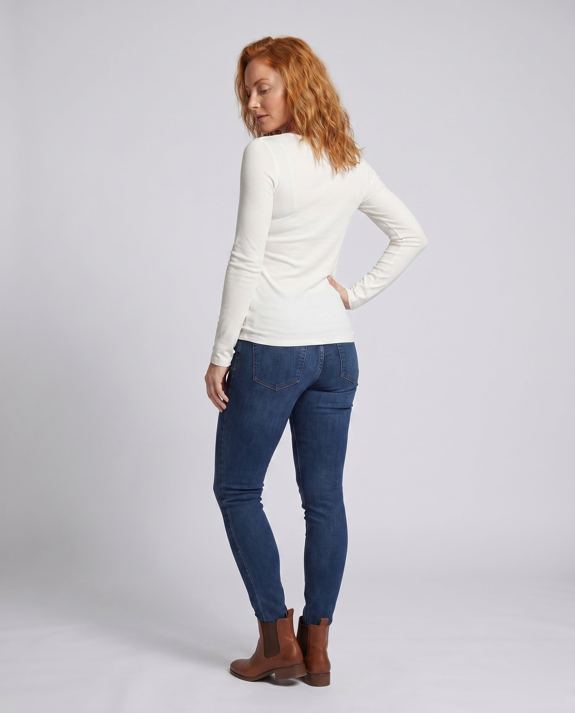 Product 15659680432458 - back_view