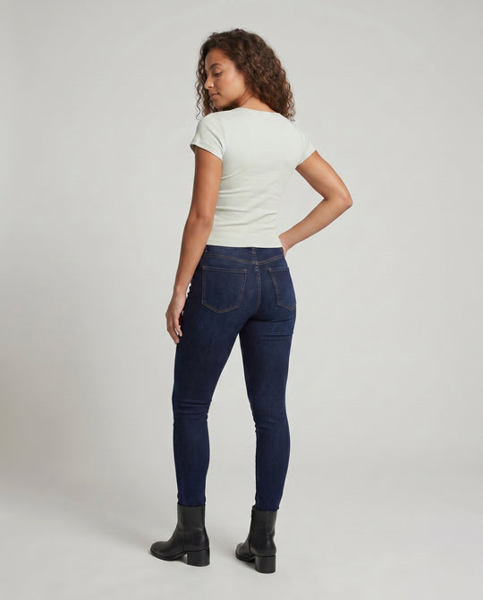 Product 15659680956746 - back_view