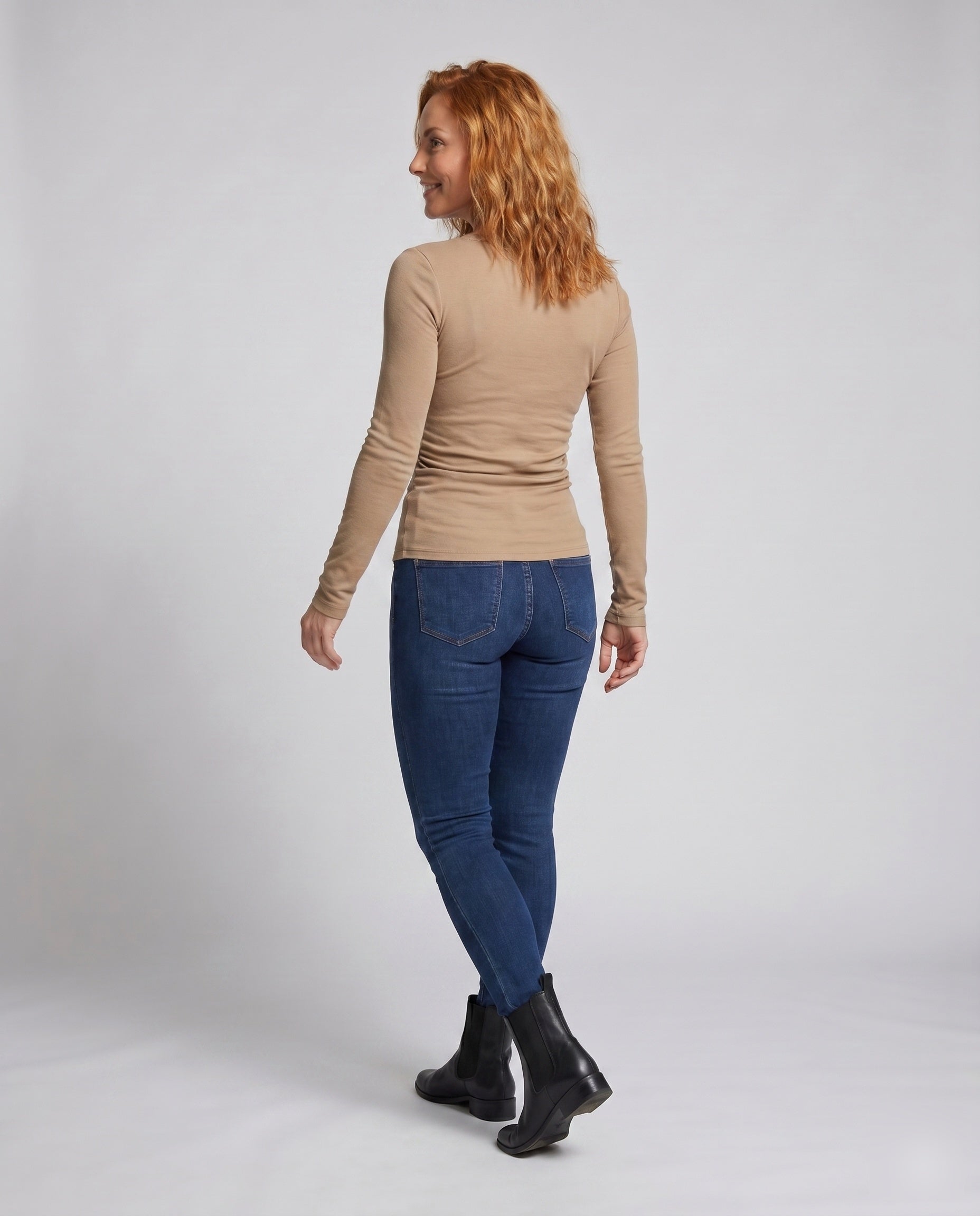 Product 15659681939786 - back_view