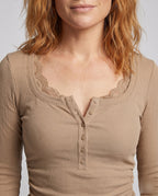 Product 15659681939786 - close_up_detail