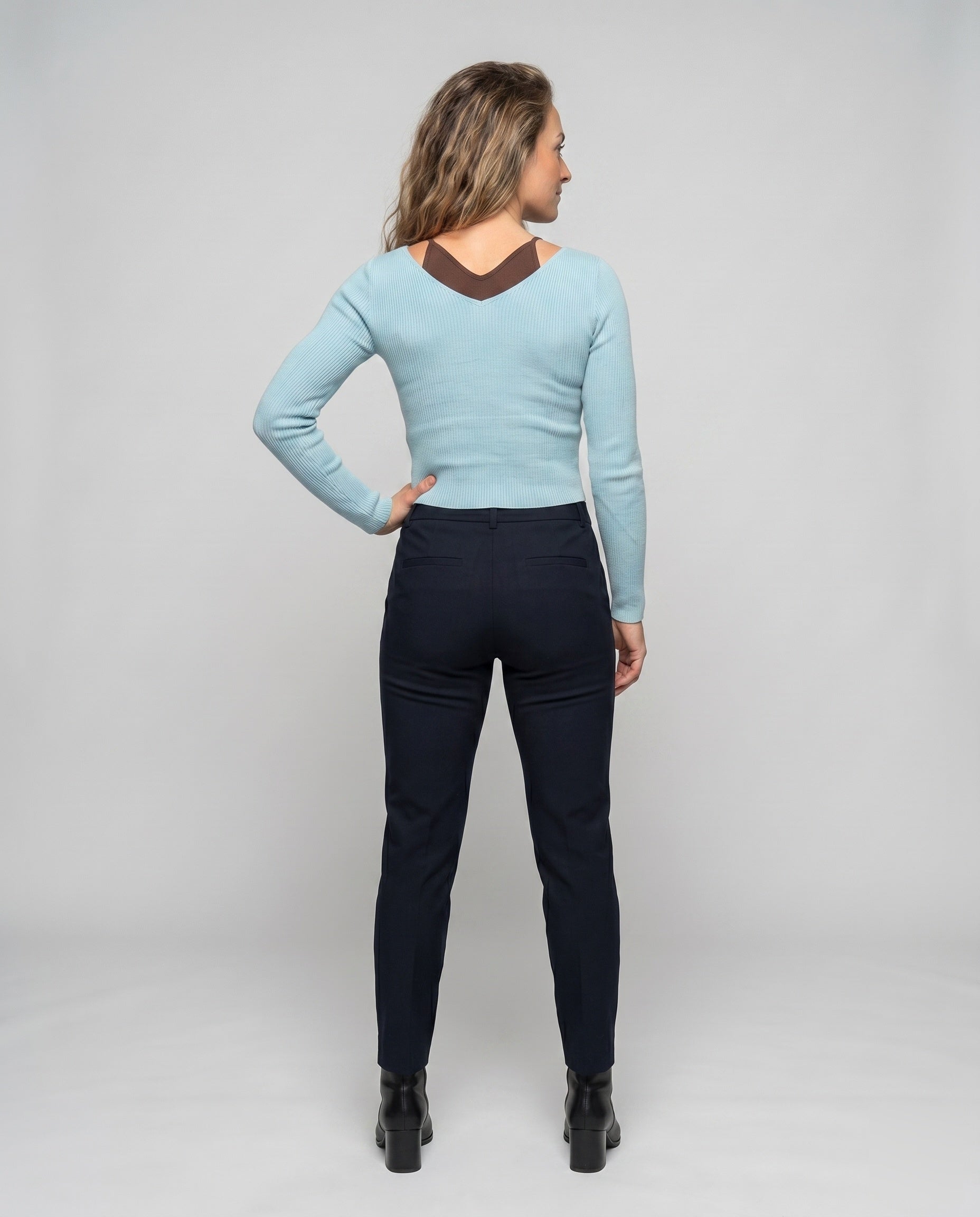 Product 15659682234698 - back_view