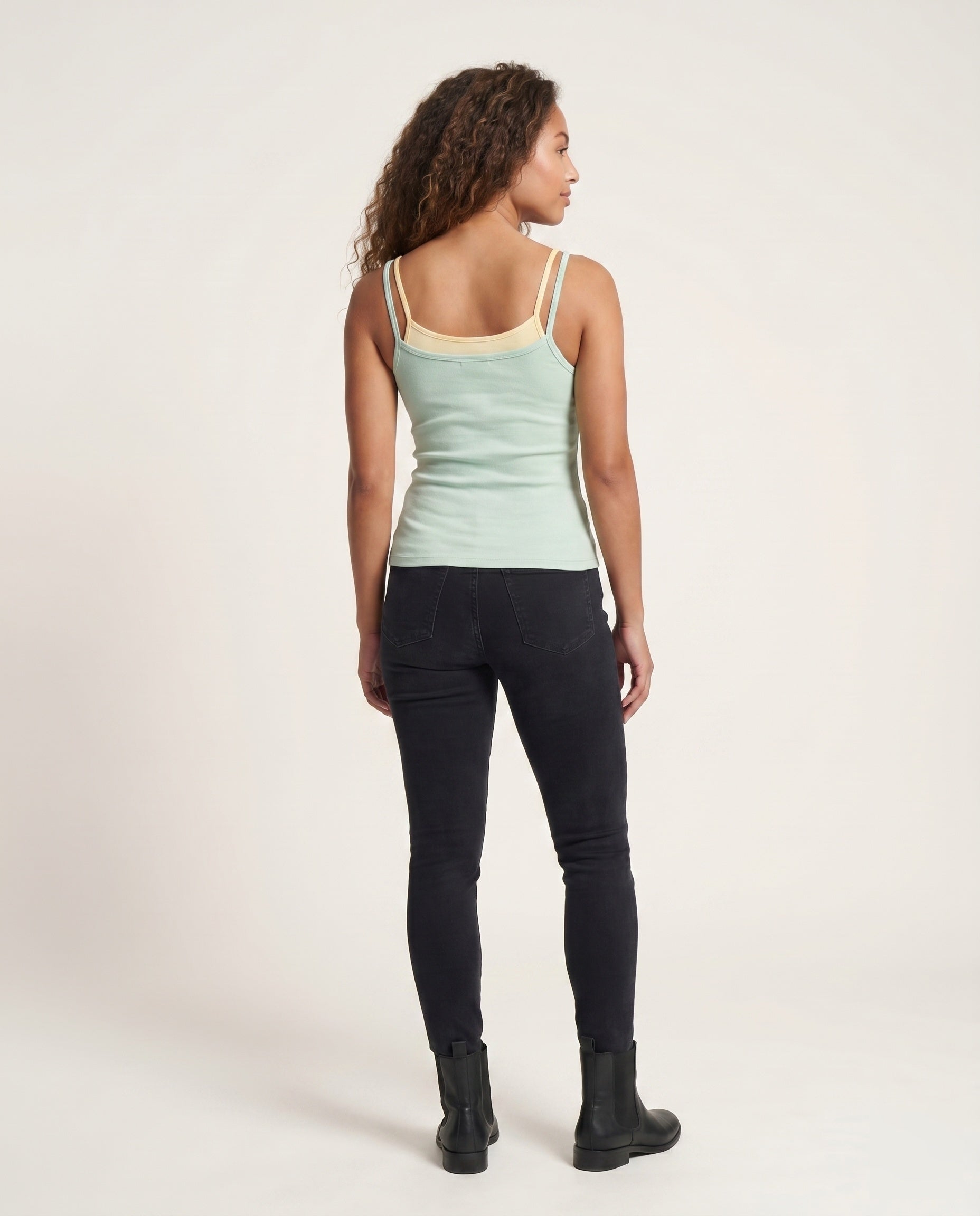 Product 15659682365770 - back_view
