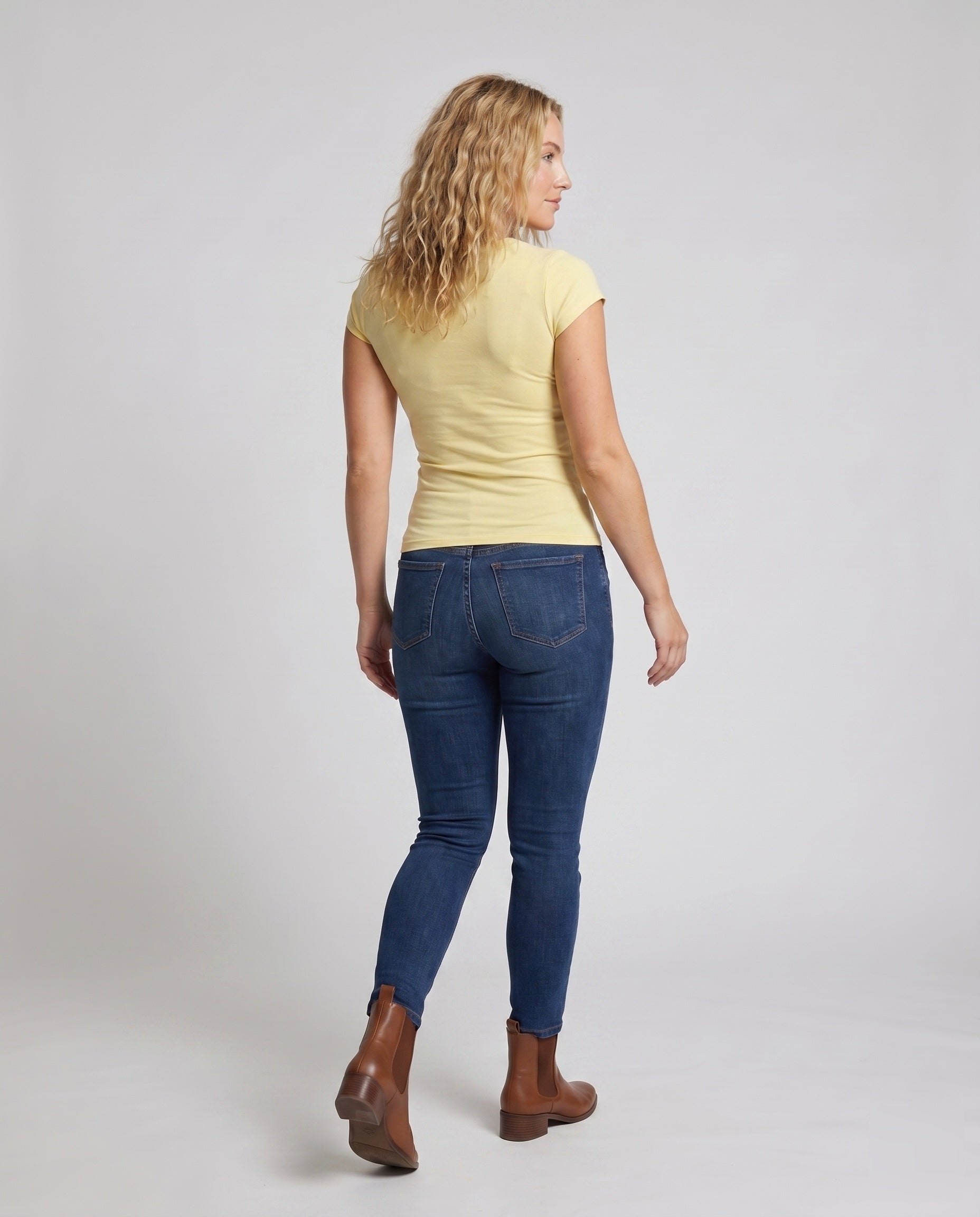 Product 15659684233546 - back_view