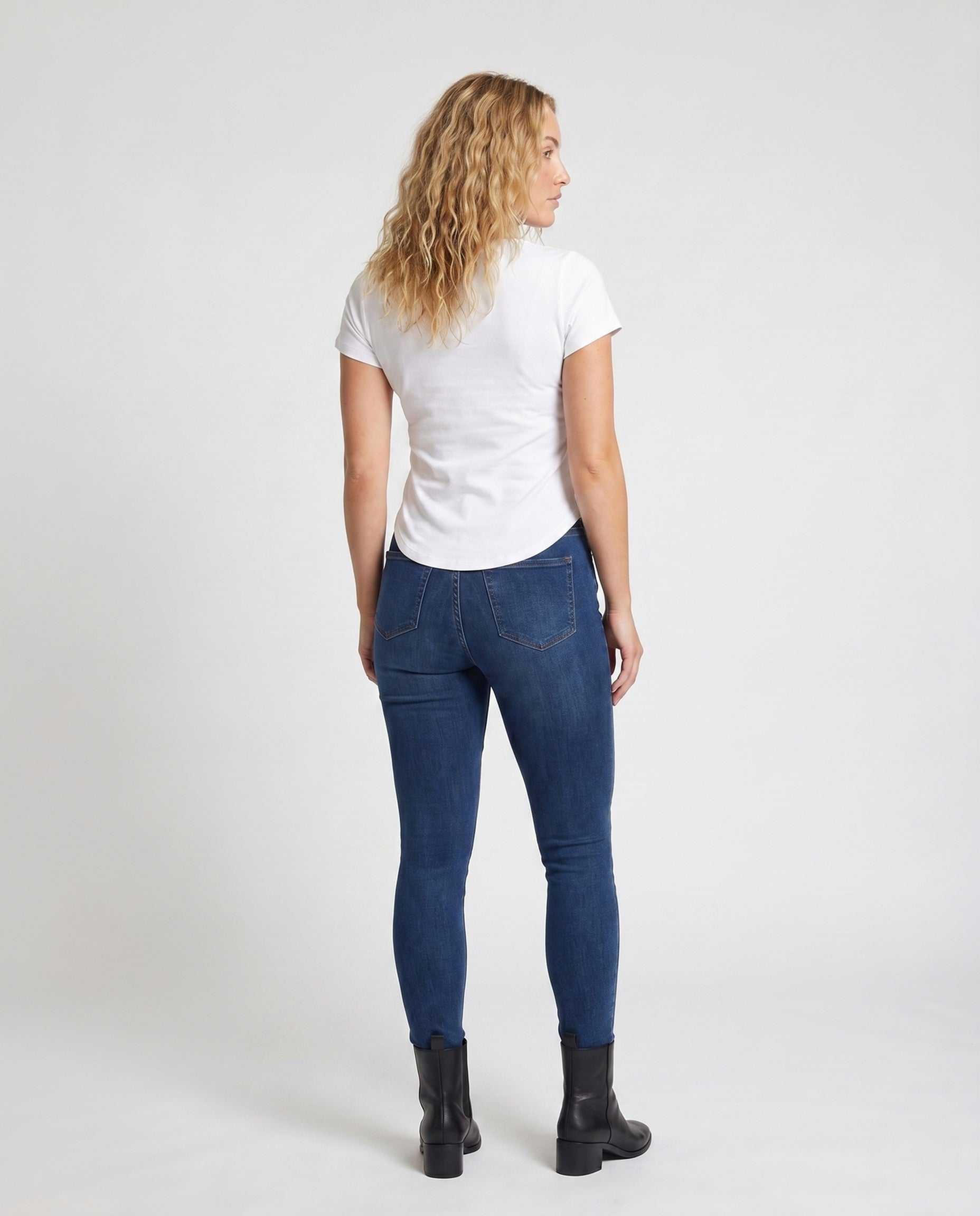 Product 15659684561226 - back_view
