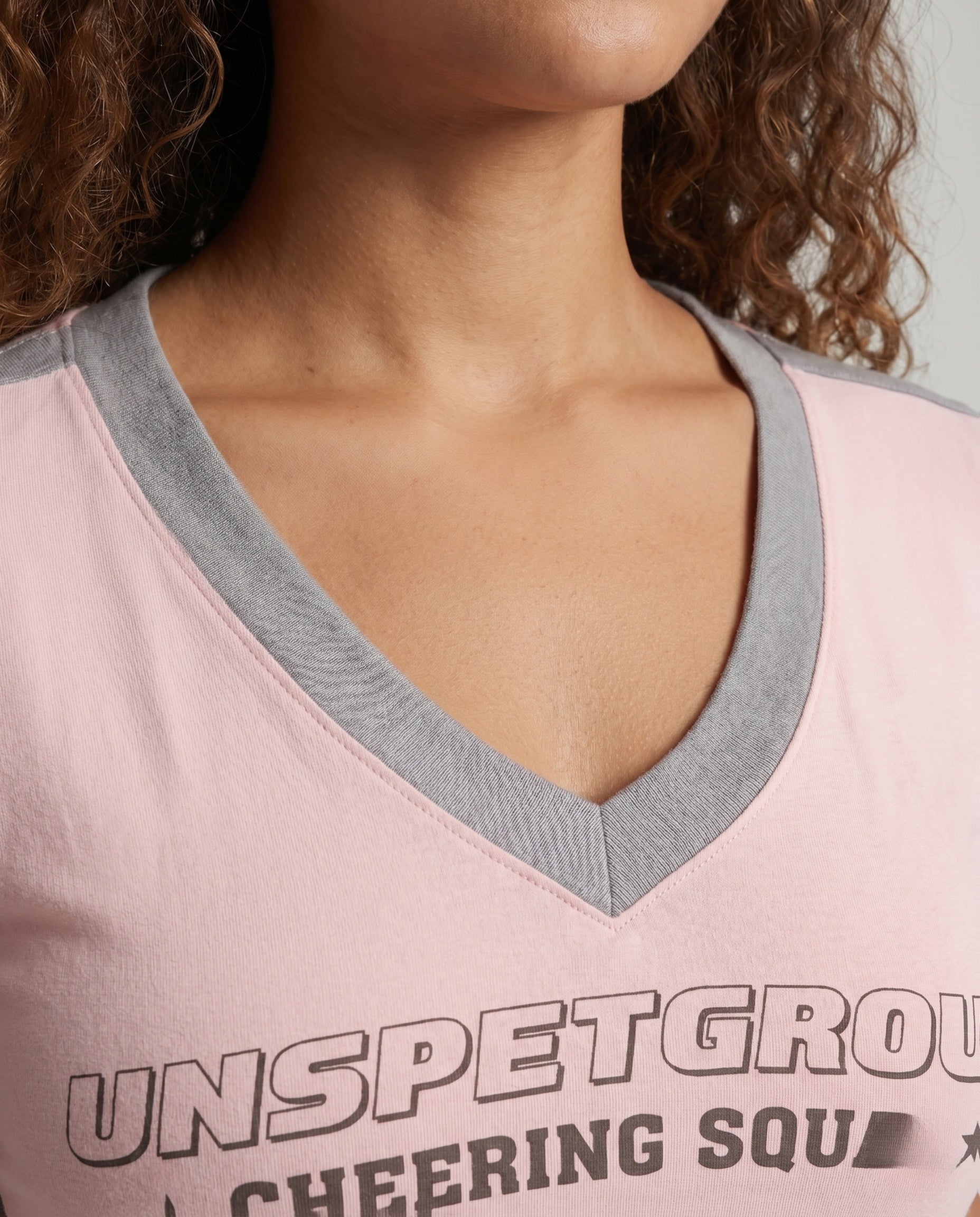 Product 15659684593994 - close_up_detail