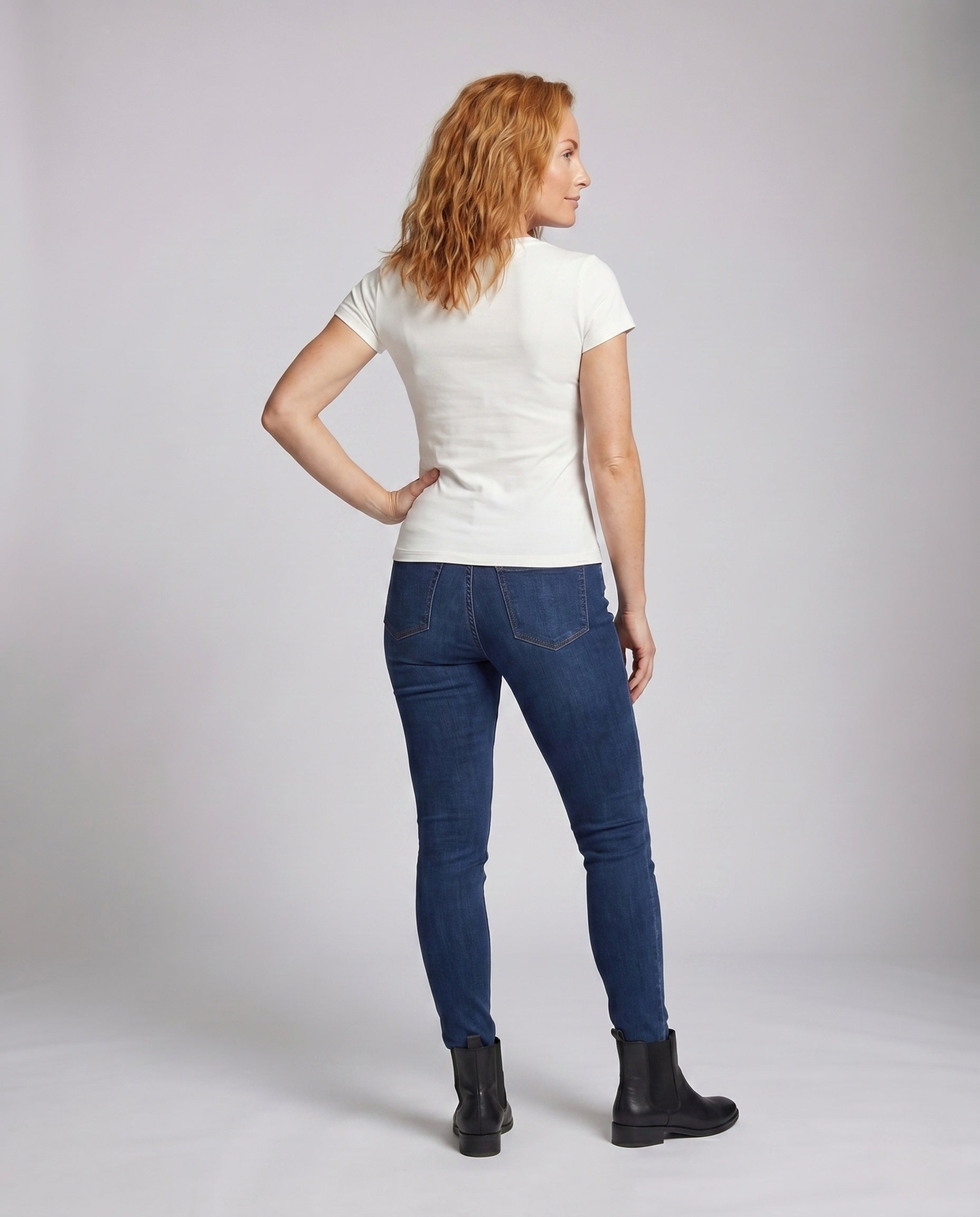 Product 15659684888906 - back_view