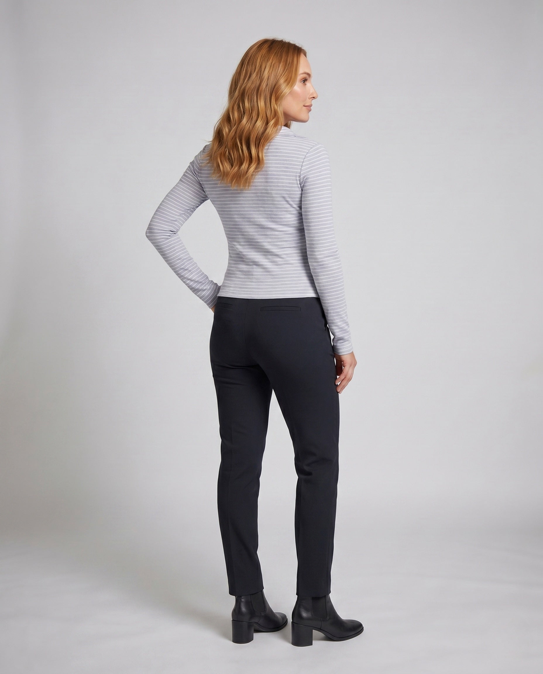 Product 15659685675338 - back_view
