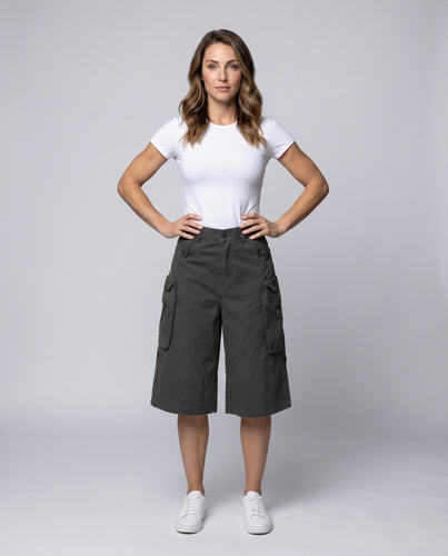 Damen nan weite Cargo-Bermuda mit hoher Taille und aufgesetzten Klappentaschen R&B